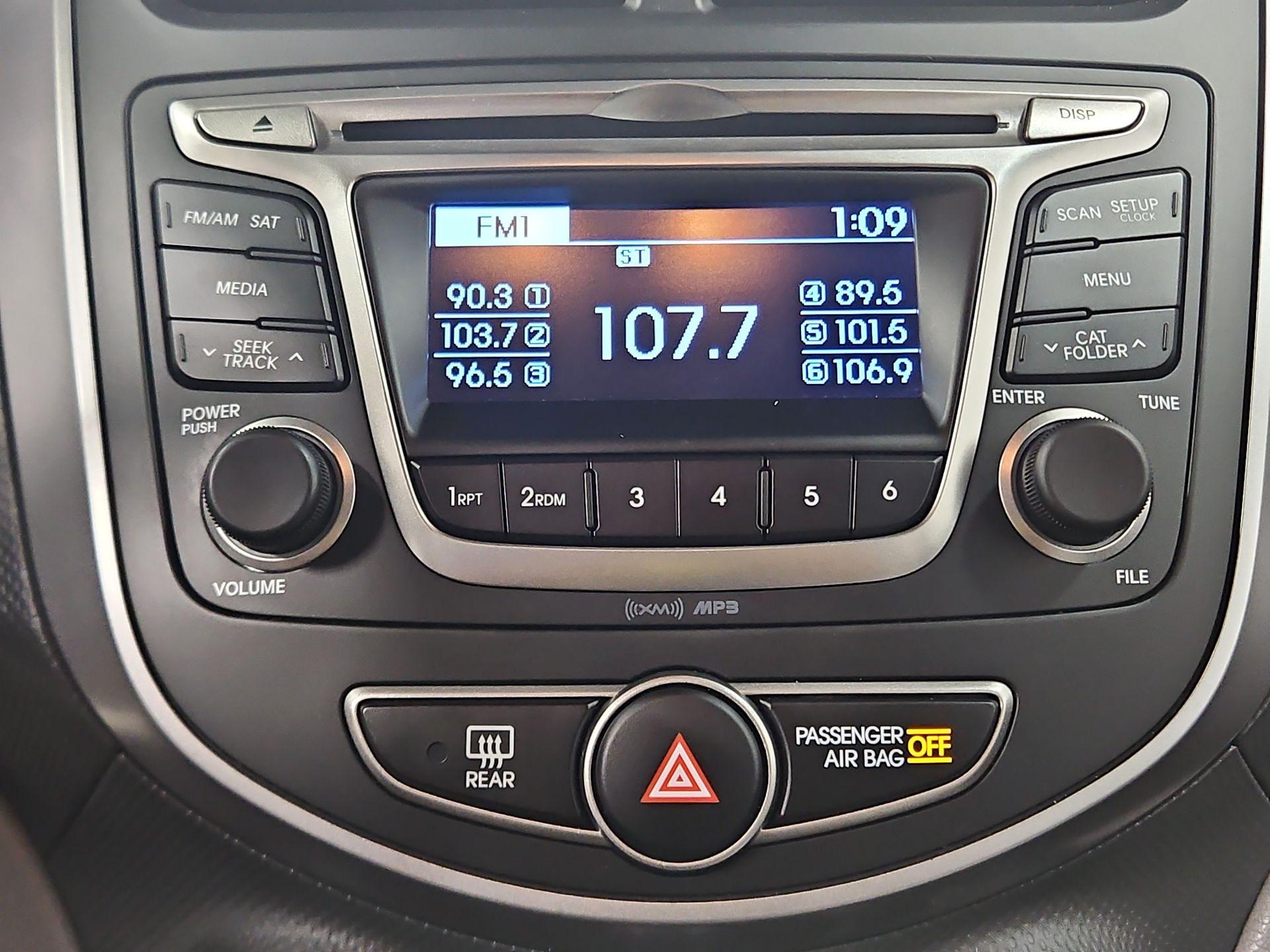 Thumbnail: 2016 Hyundai Accent - 14