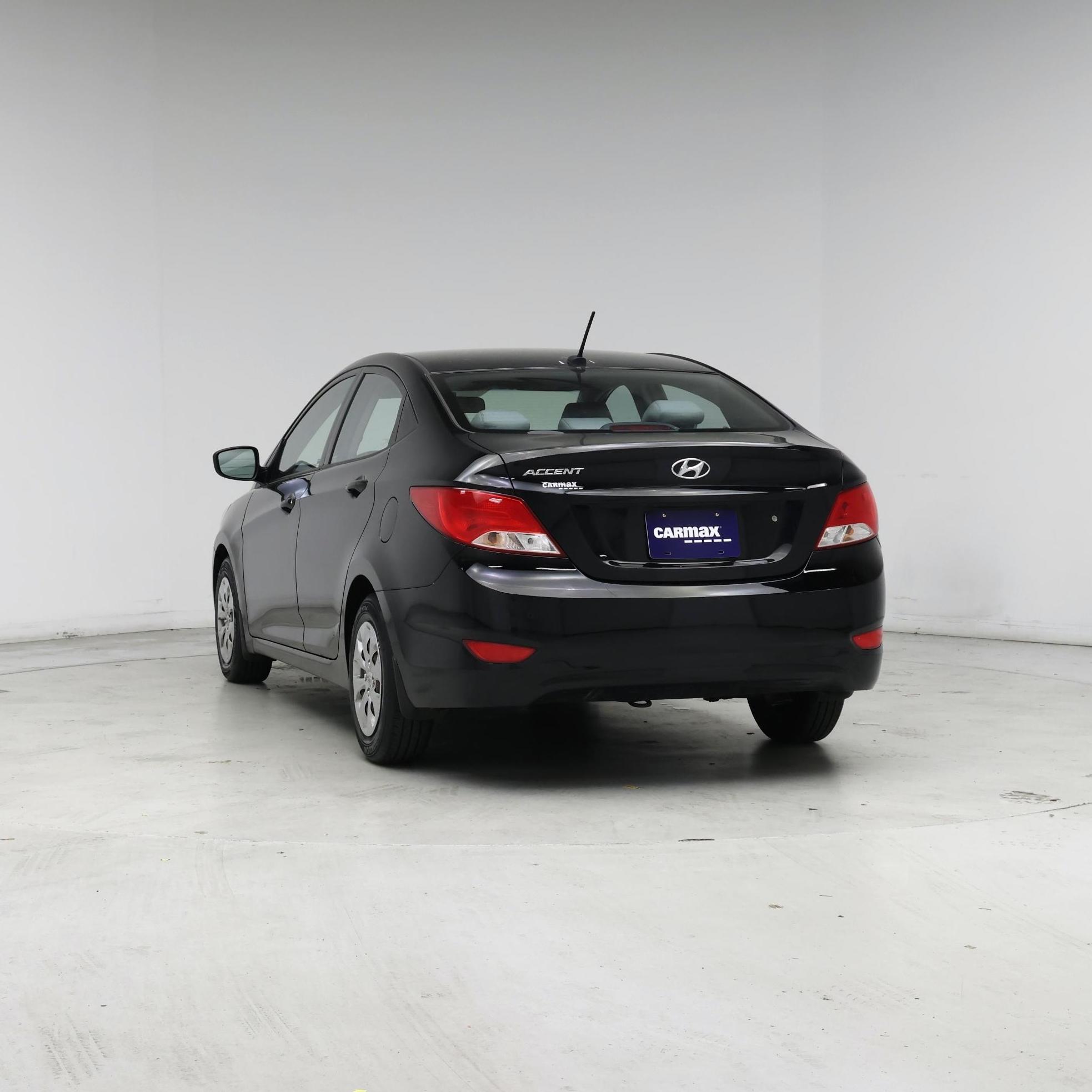 Thumbnail: 2016 Hyundai Accent - 6