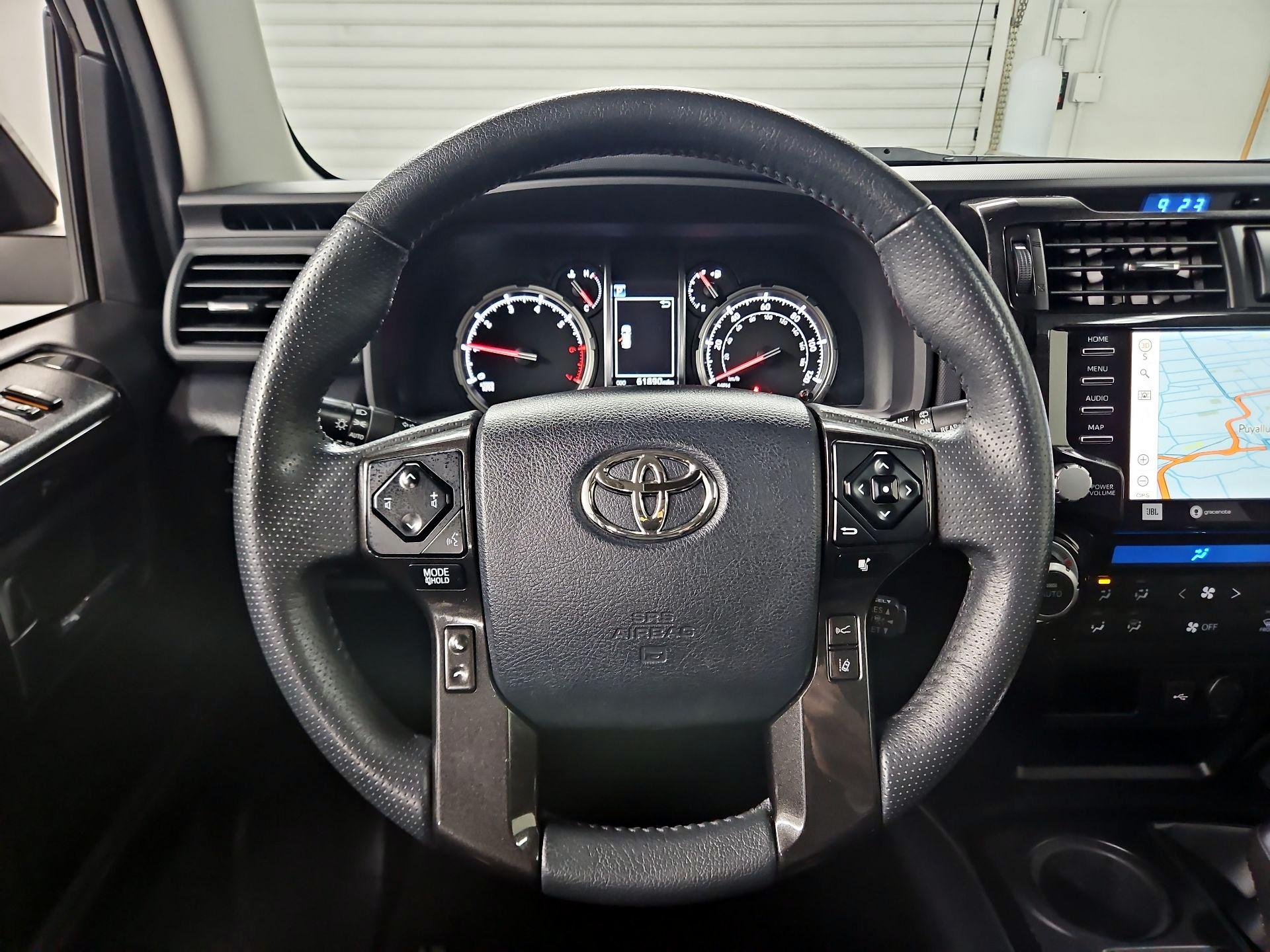 Thumbnail: 2020 Toyota 4Runner - 10