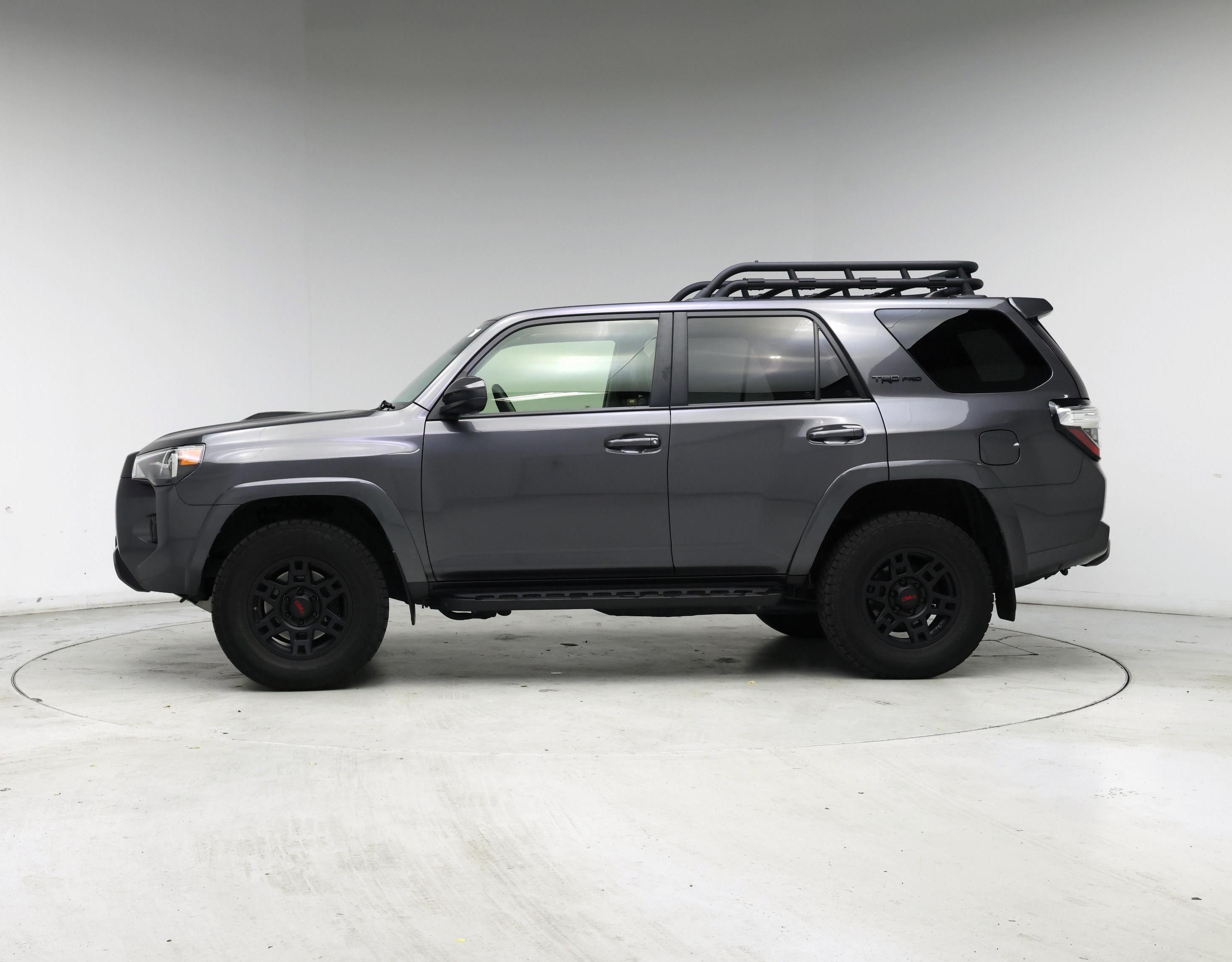 Thumbnail: 2020 Toyota 4Runner - 3