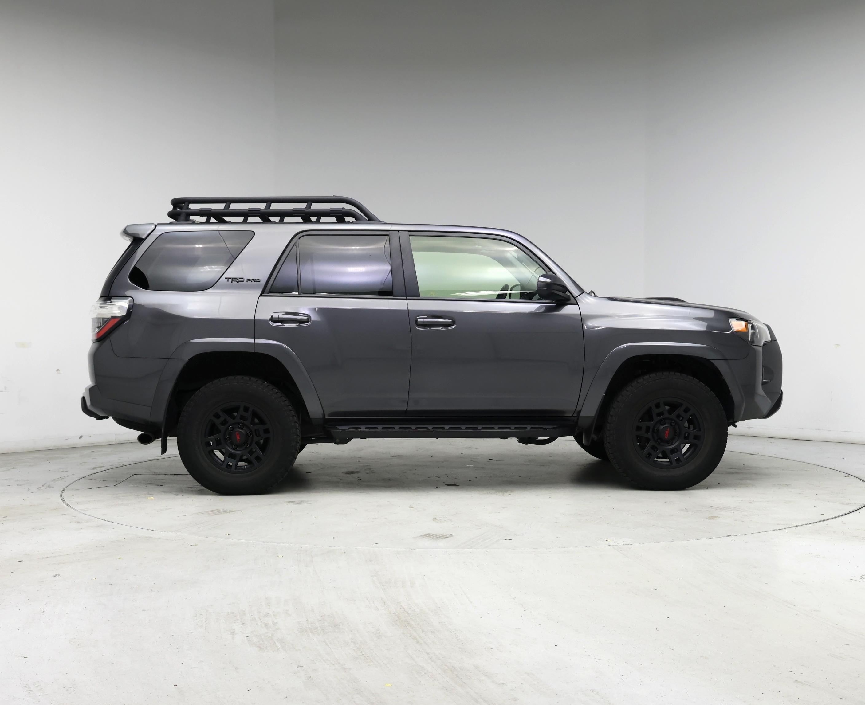 Thumbnail: 2020 Toyota 4Runner - 7