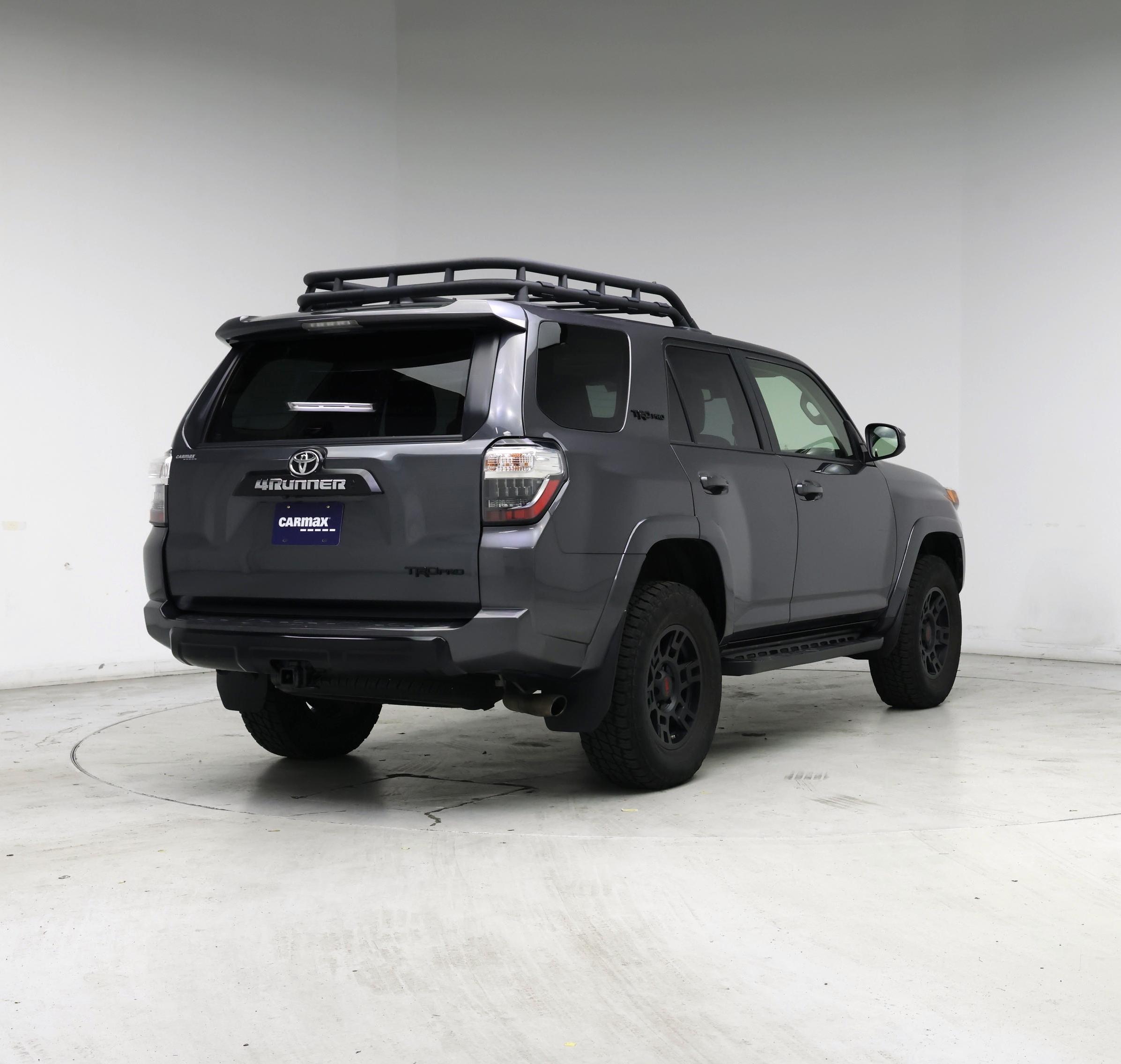 Thumbnail: 2020 Toyota 4Runner - 8