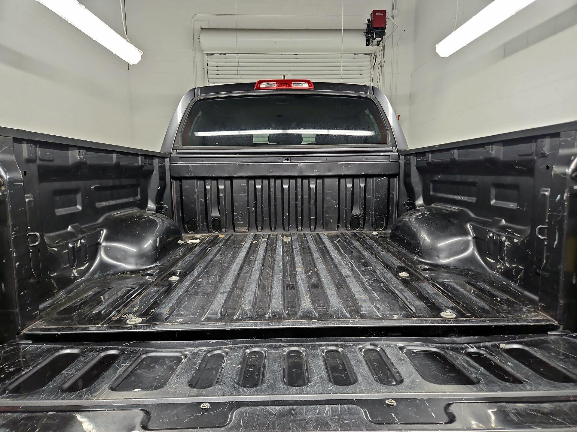 Thumbnail: 2020 Toyota Tundra - 20