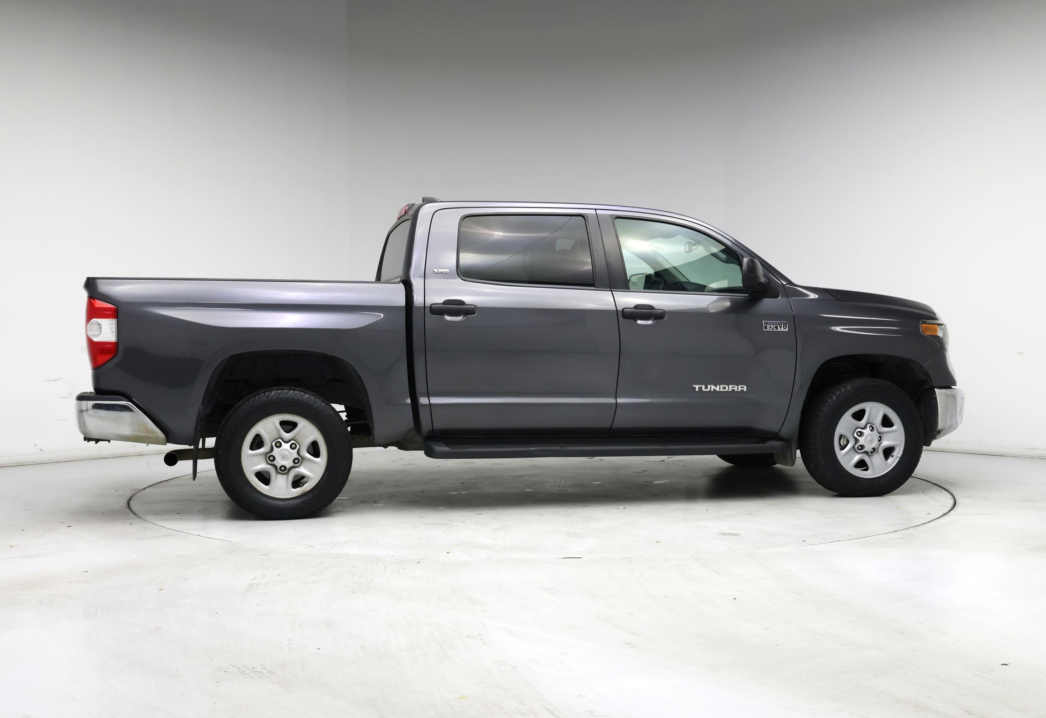 Thumbnail: 2020 Toyota Tundra - 7