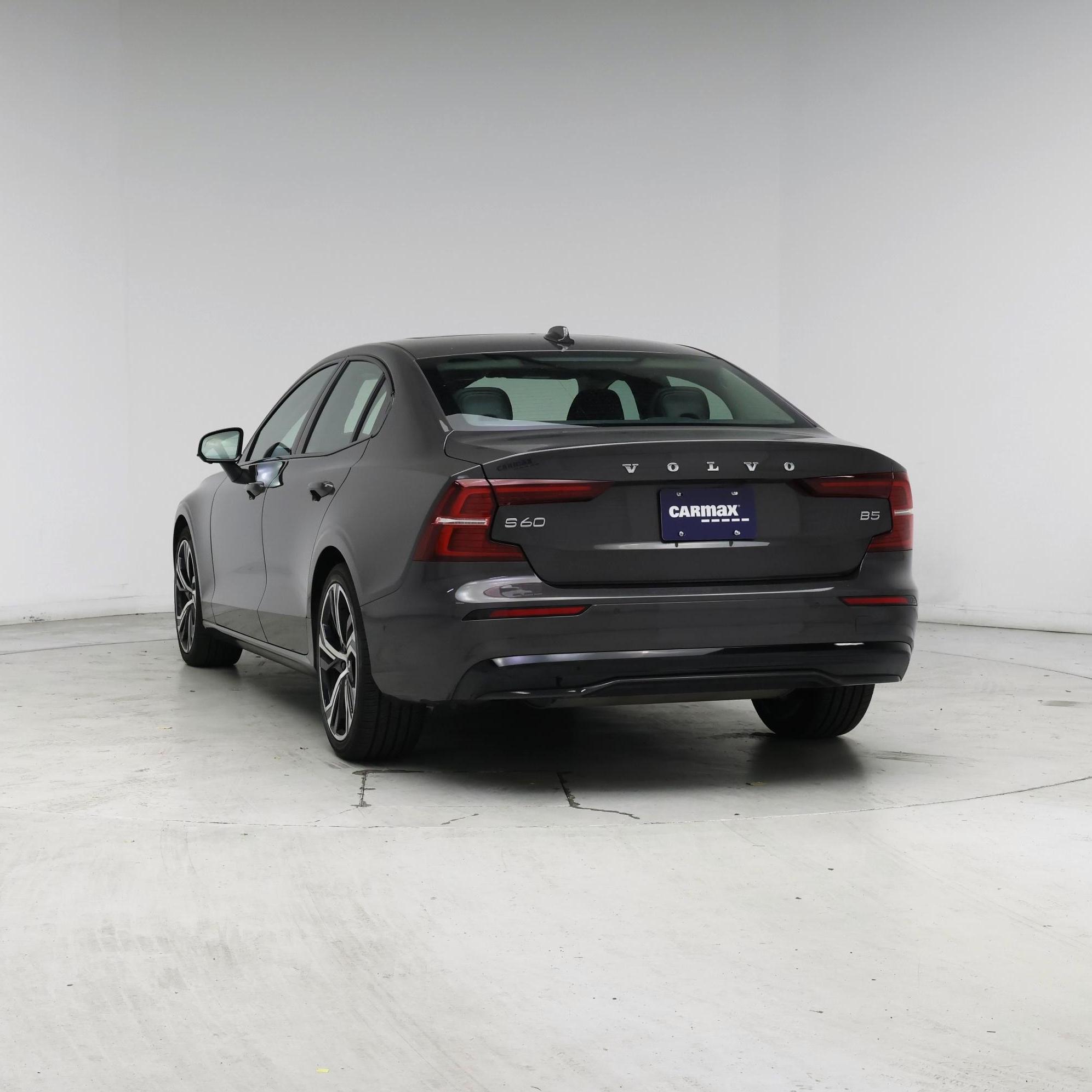 Thumbnail: 2024 Volvo S60 - 6