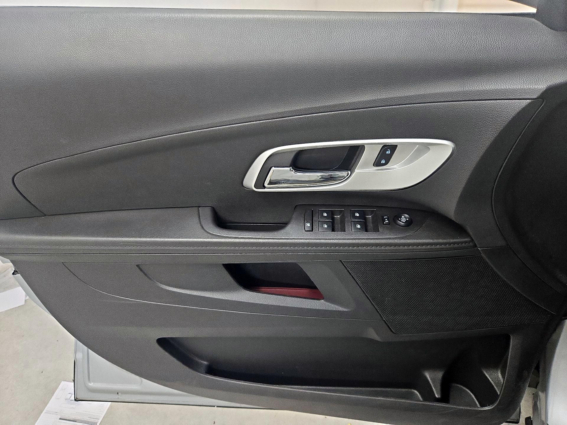 Thumbnail: 2014 Chevrolet Equinox - 12