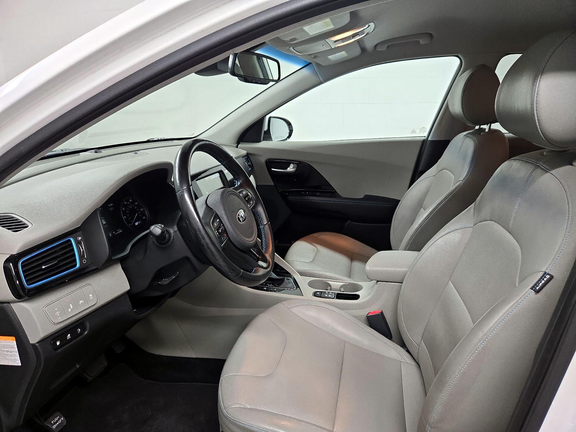 Thumbnail: 2018 Kia Niro - 11