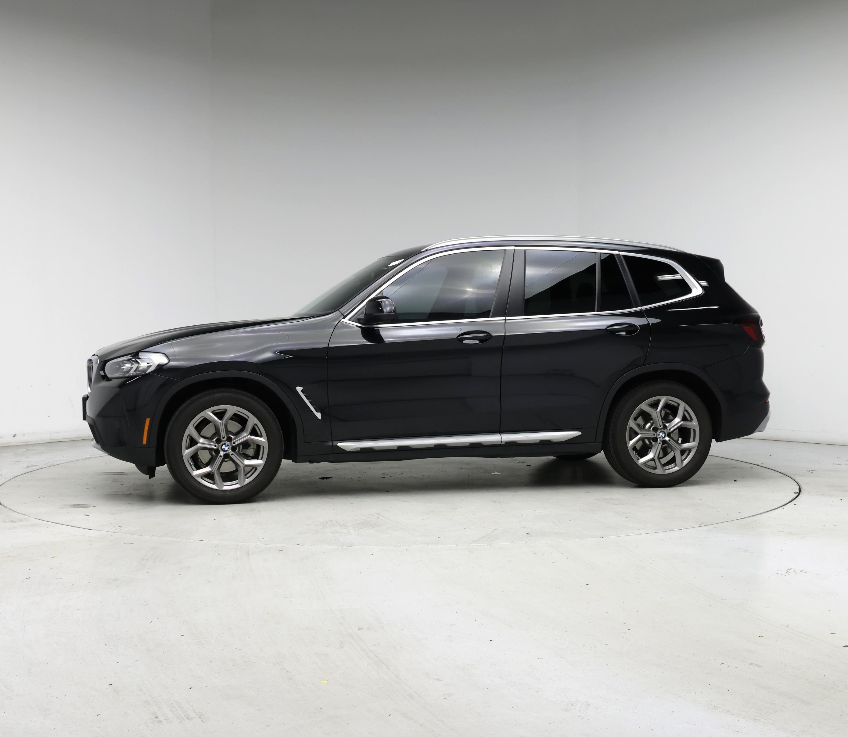 Thumbnail: 2022 BMW X3 - 3