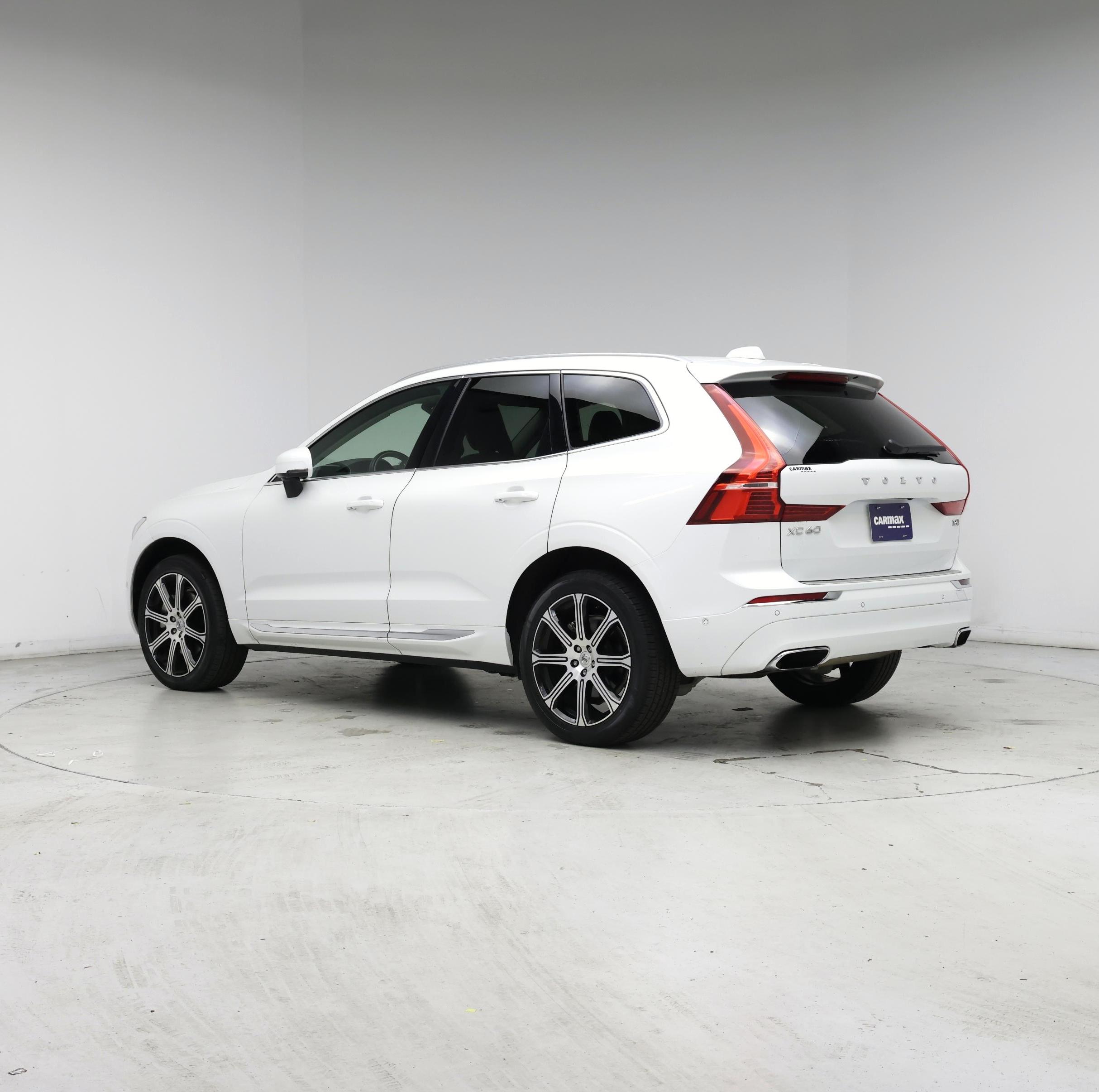 Thumbnail: 2021 Volvo XC60 - 2