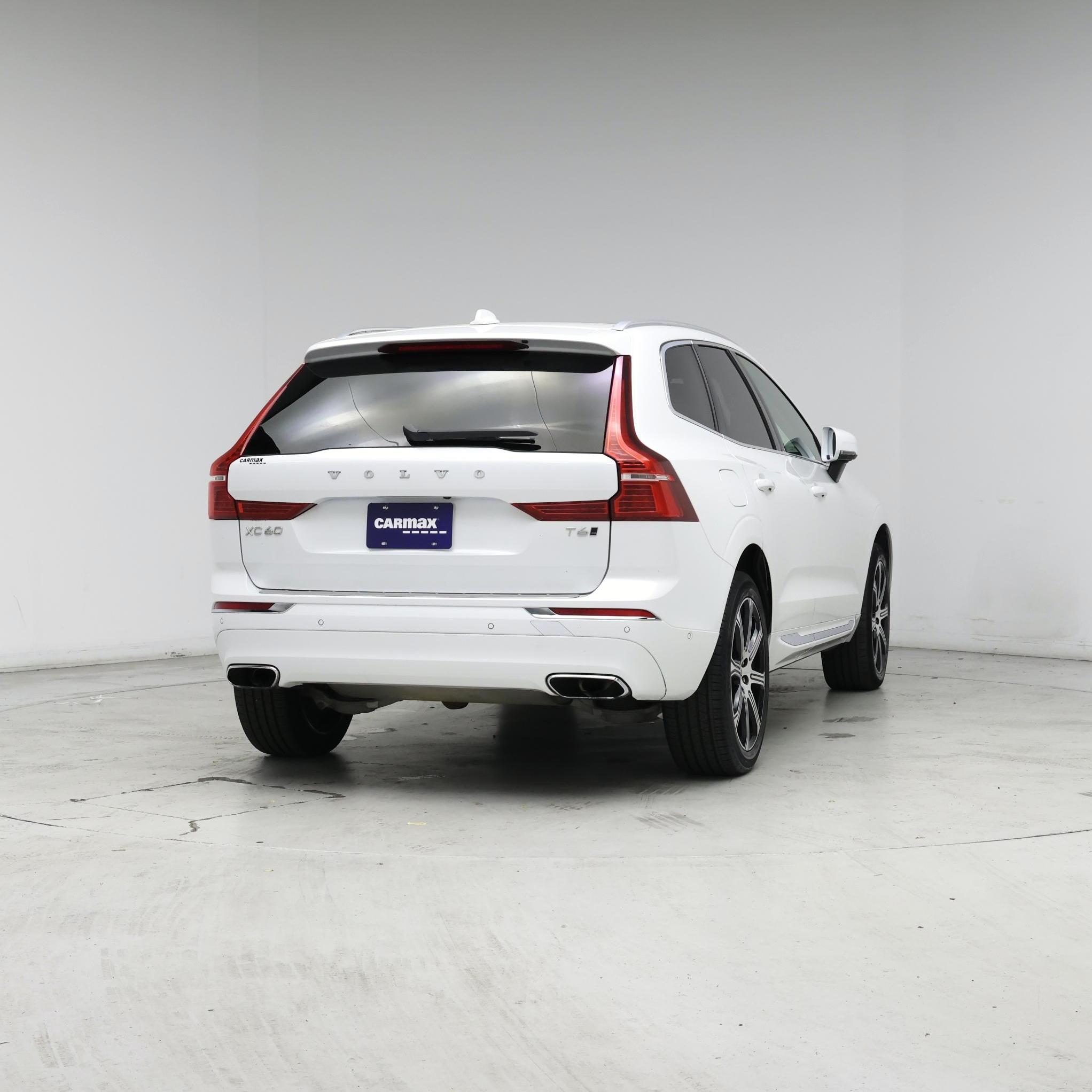Thumbnail: 2021 Volvo XC60 - 8