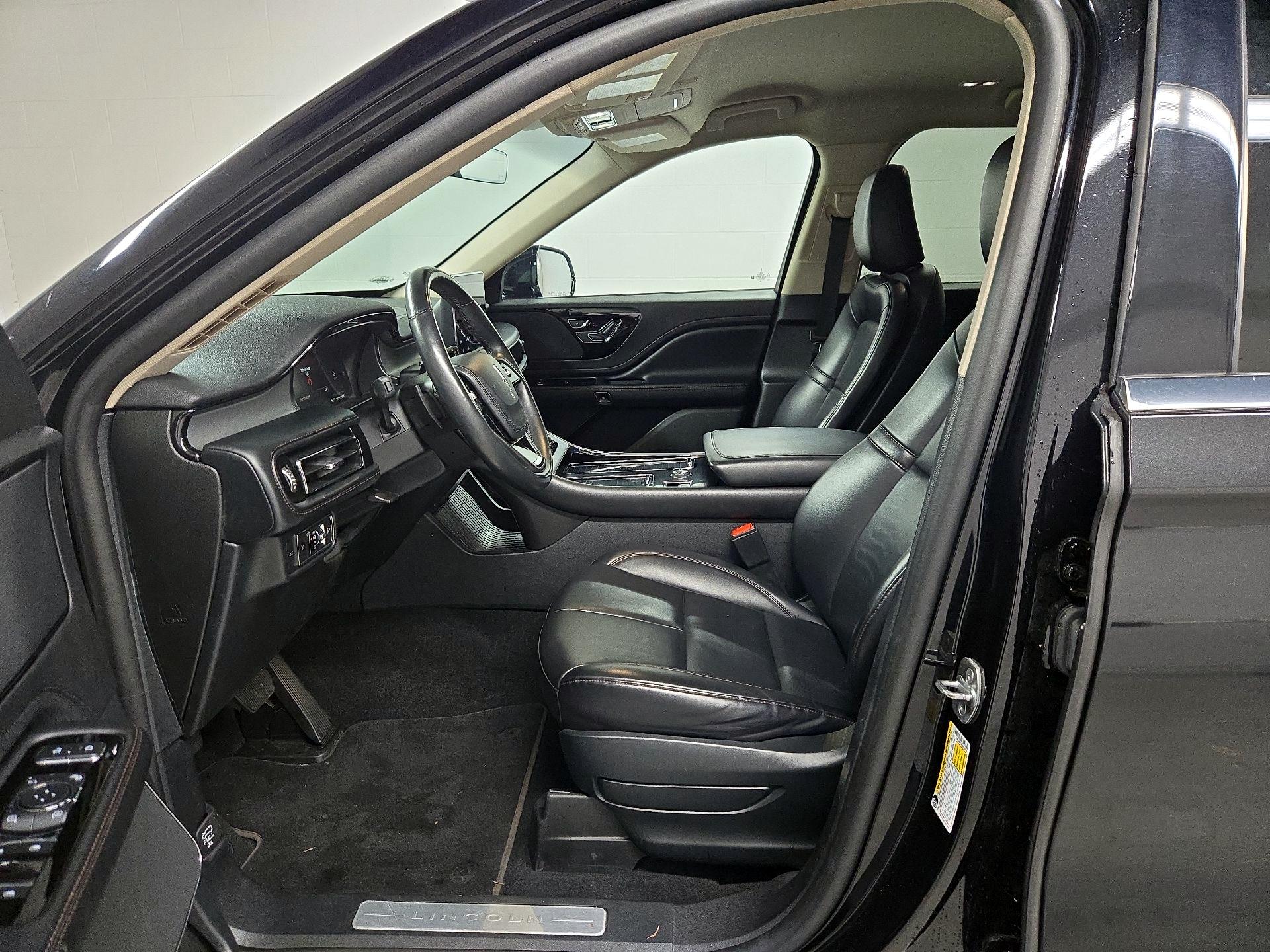 Thumbnail: 2021 Lincoln Aviator - 11
