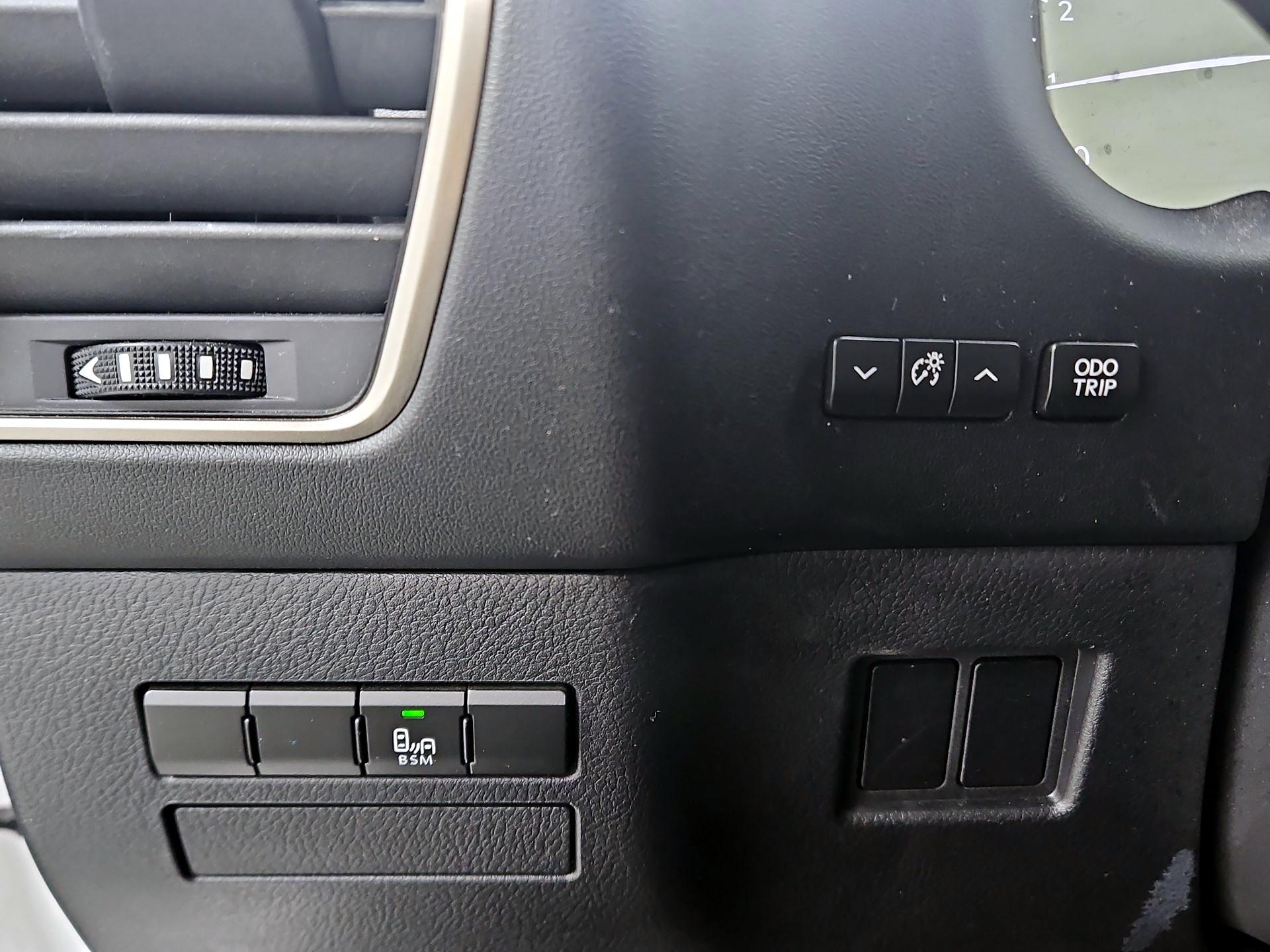 Thumbnail: 2015 Lexus NX - 13