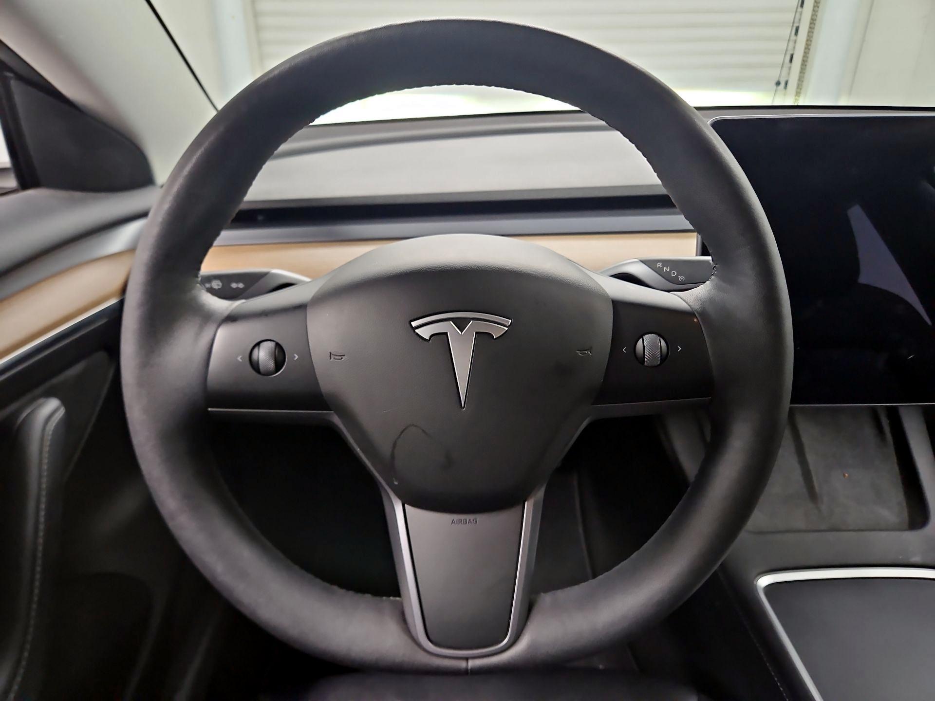 Thumbnail: 2022 Tesla Model 3 - 10