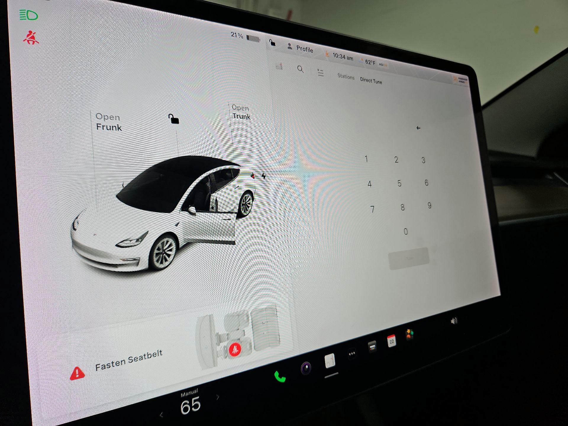 Thumbnail: 2022 Tesla Model 3 - 15