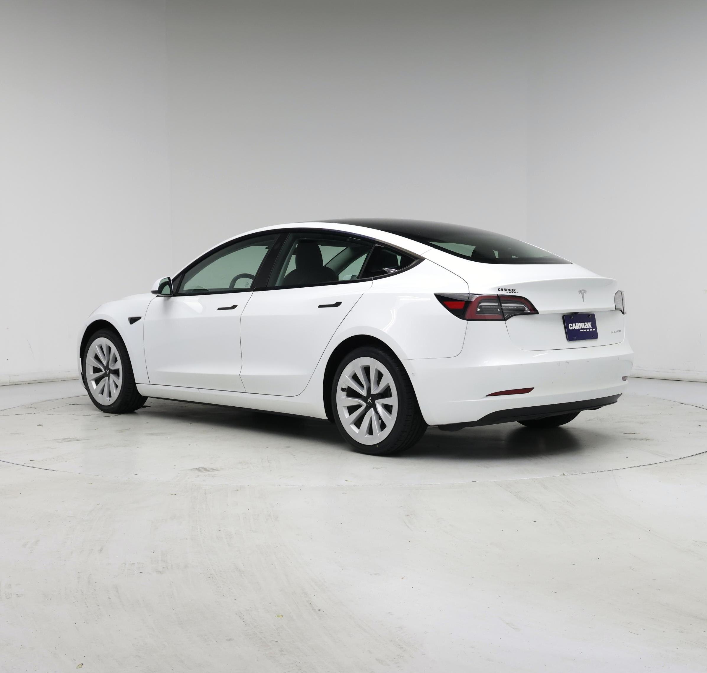 Thumbnail: 2022 Tesla Model 3 - 2
