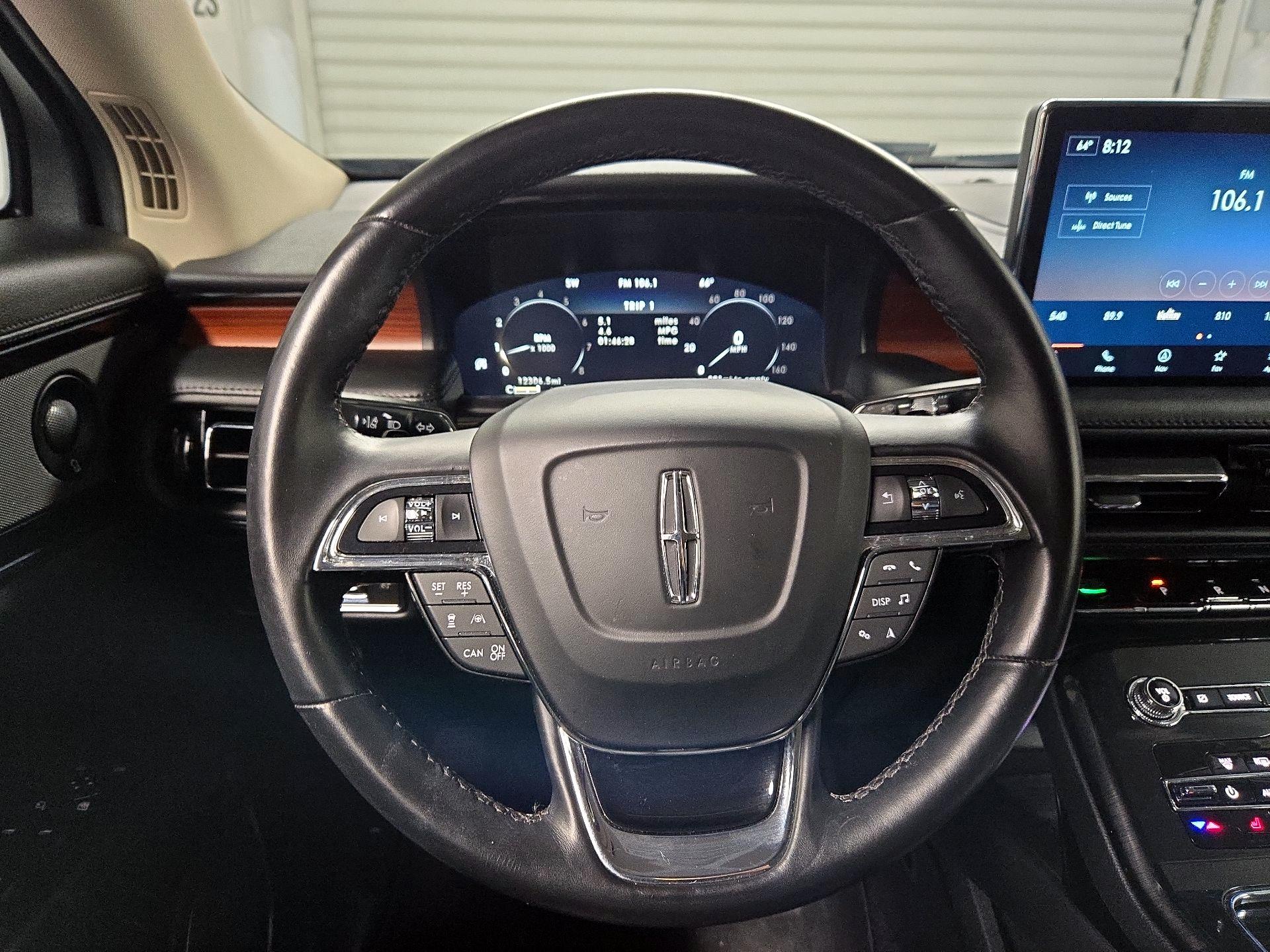 Thumbnail: 2022 Lincoln Nautilus - 10