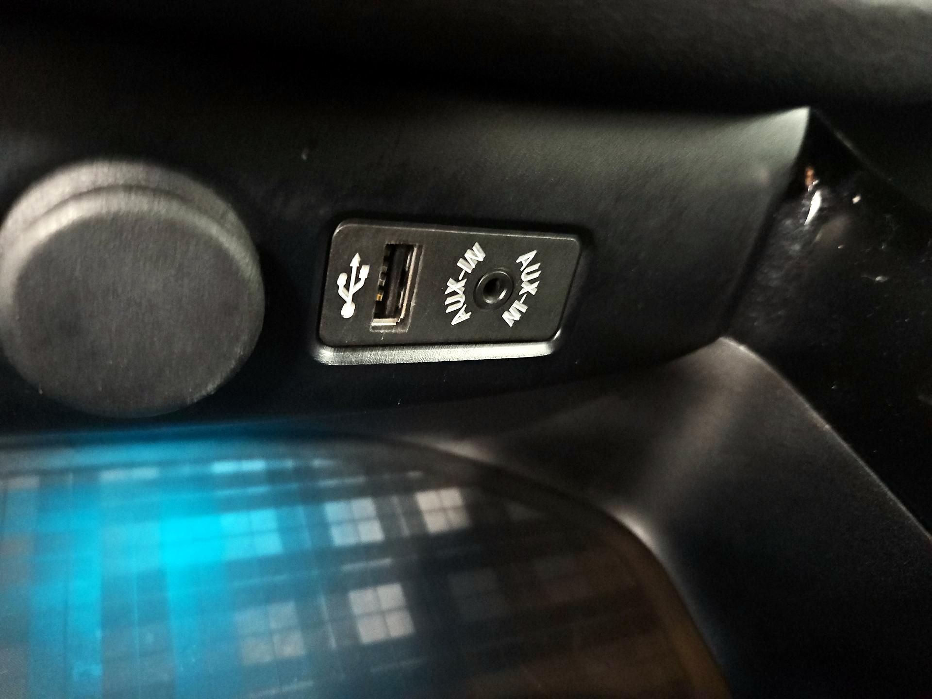 Thumbnail: 2016 MINI Cooper Clubman - 18