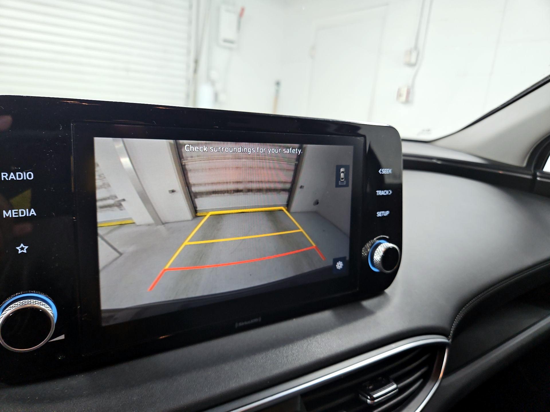 Thumbnail: 2022 Hyundai Santa Fe - 14