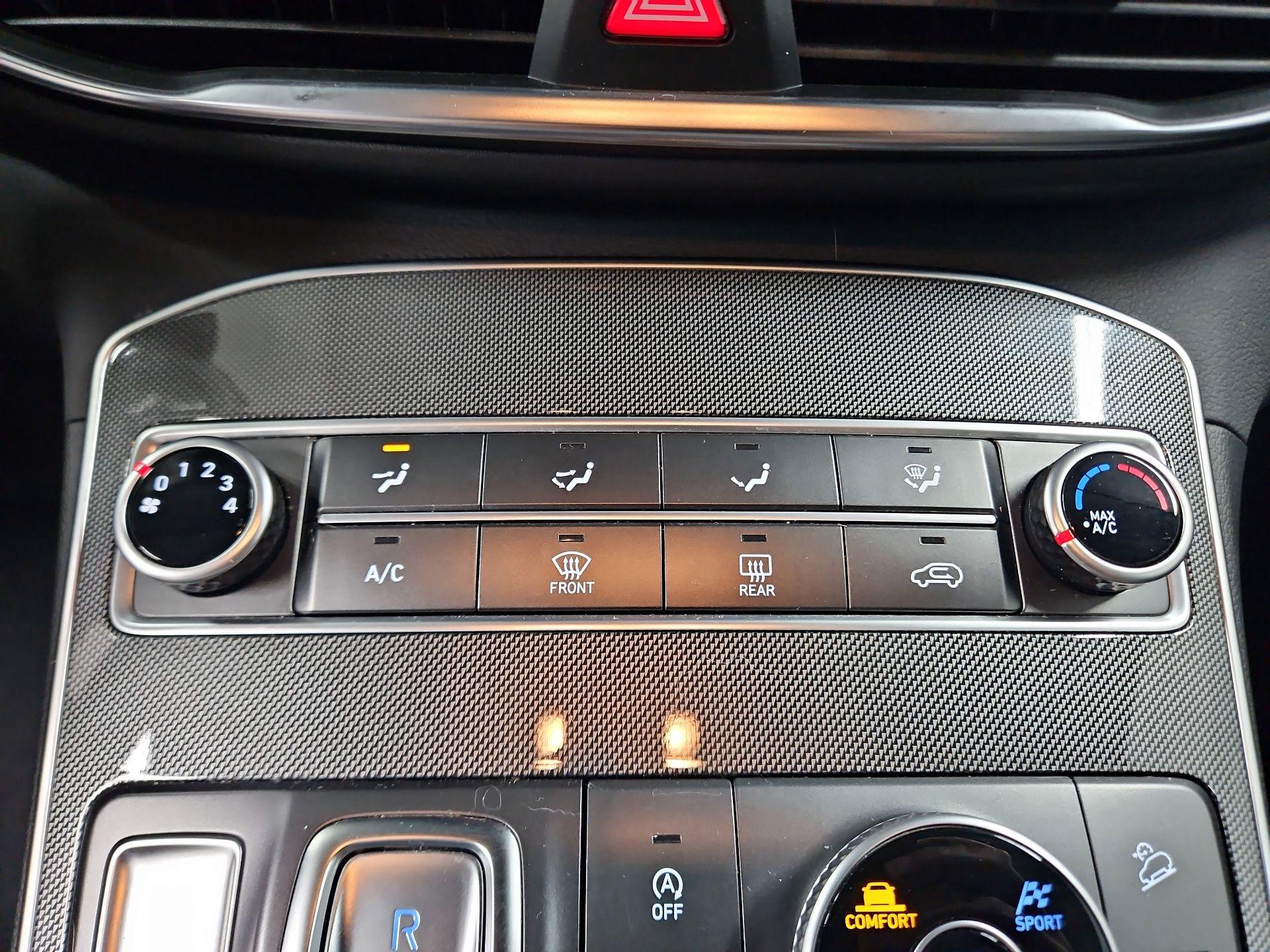 Thumbnail: 2022 Hyundai Santa Fe - 16