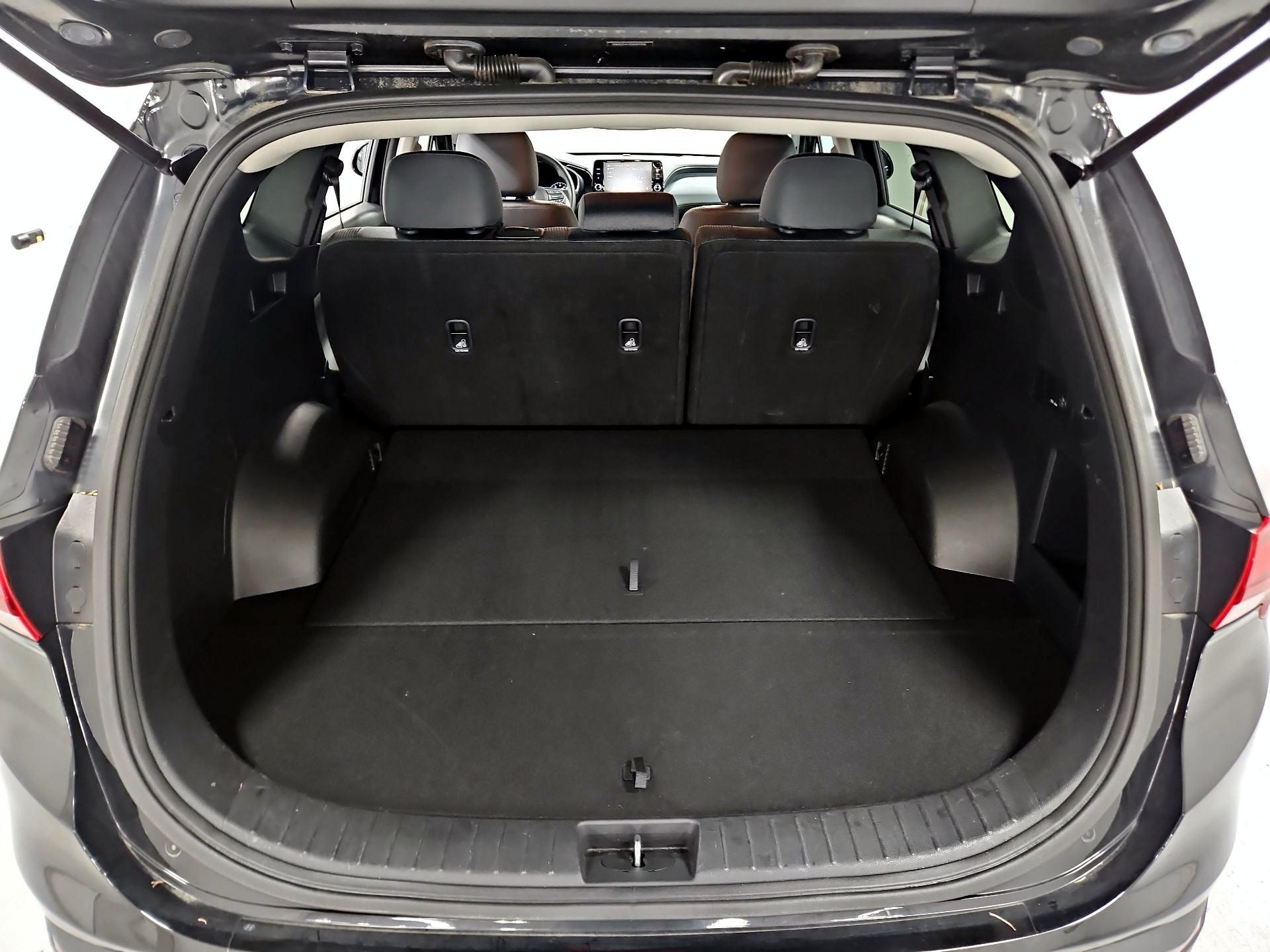 Thumbnail: 2022 Hyundai Santa Fe - 20