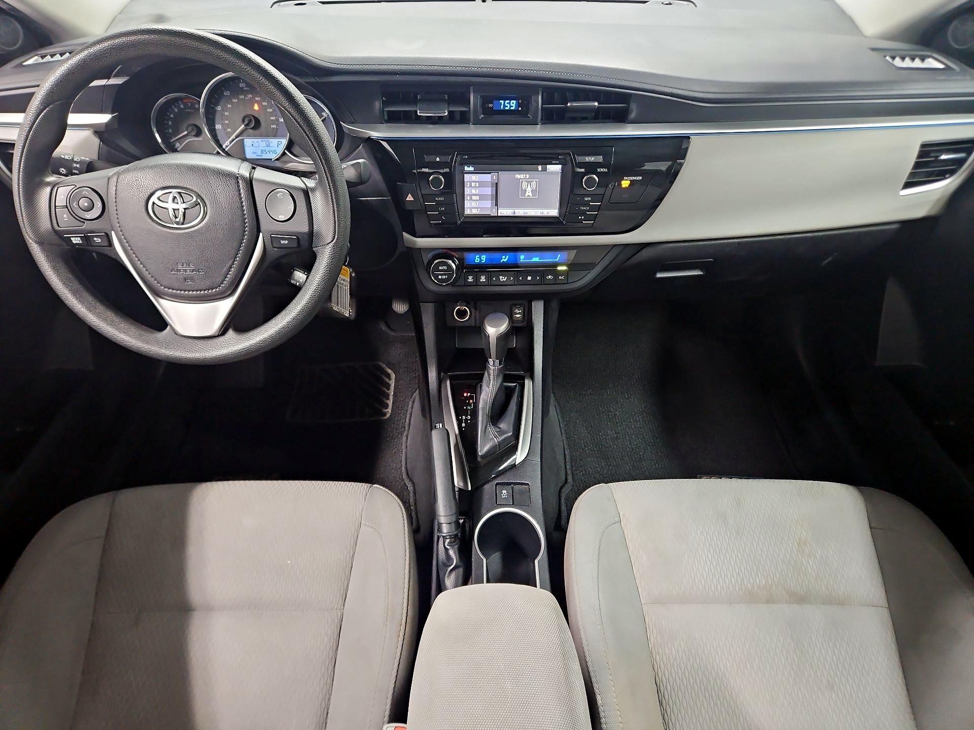 Thumbnail: 2015 Toyota Corolla - 9