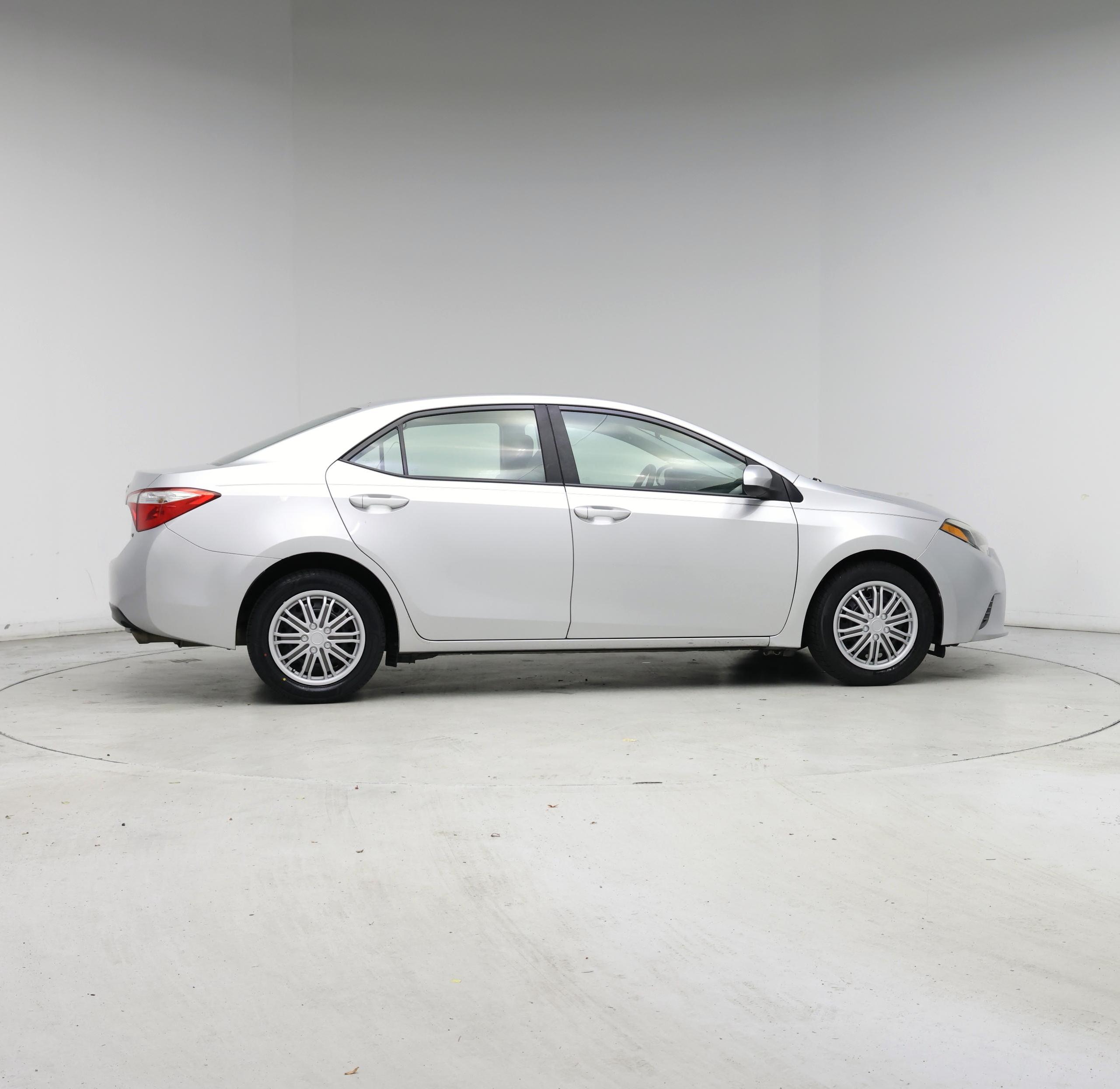Thumbnail: 2015 Toyota Corolla - 7