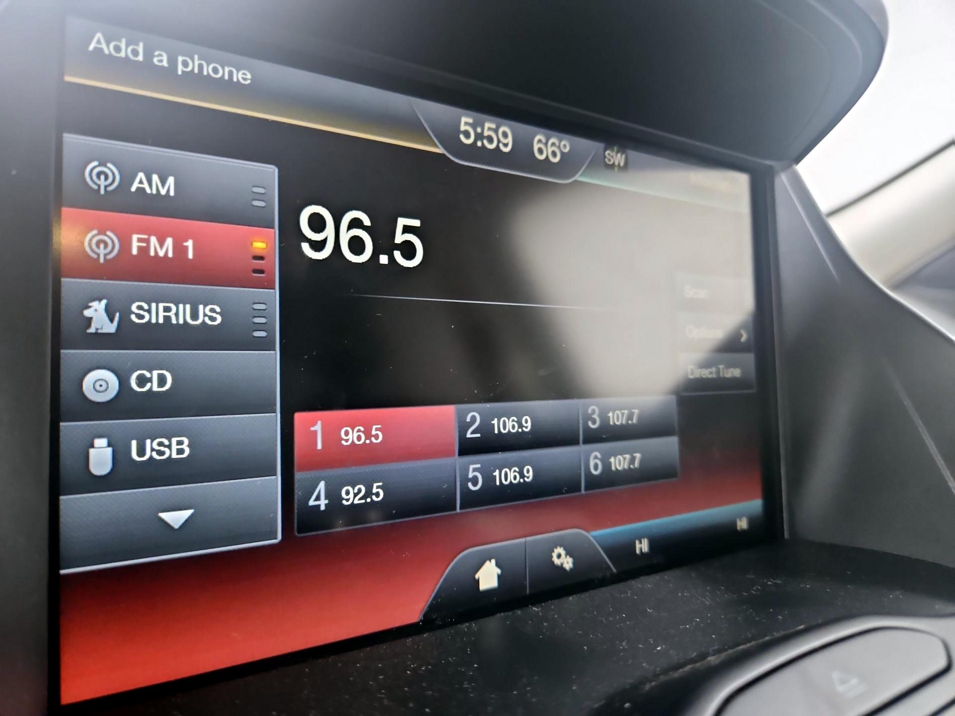 Thumbnail: 2015 Ford Escape - 15