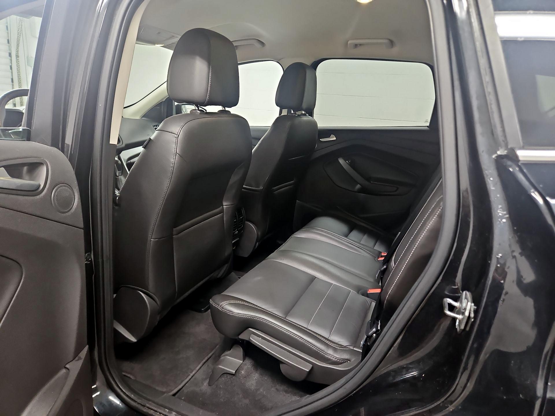 Thumbnail: 2015 Ford Escape - 19