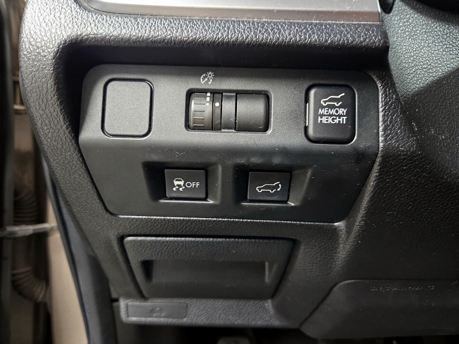 Thumbnail: 2014 Subaru Forester - 13