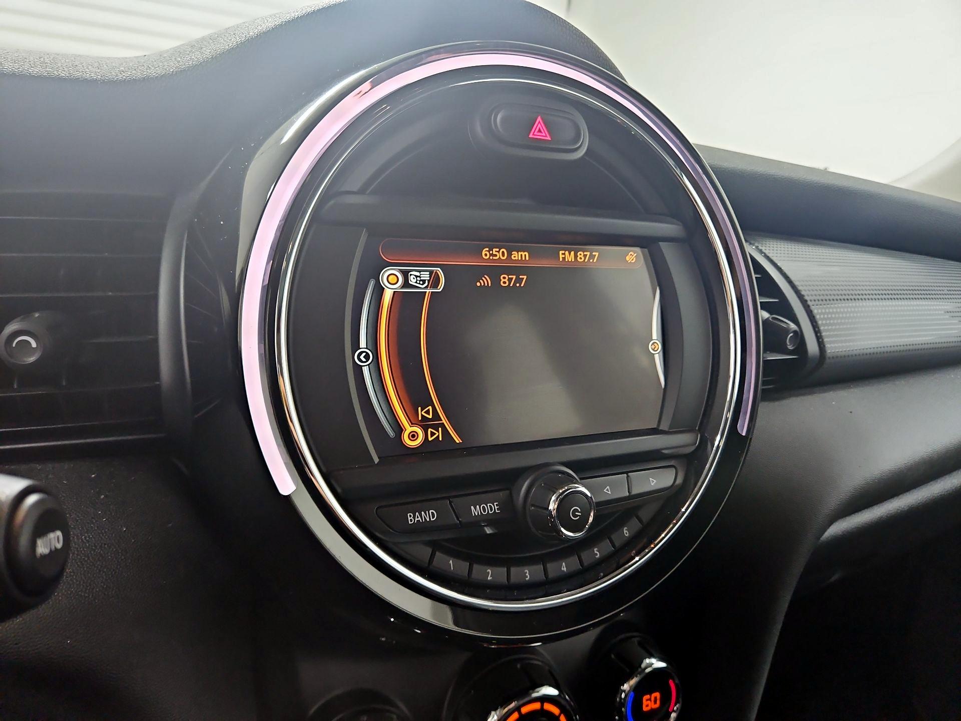 Thumbnail: 2017 MINI Cooper Hardtop - 15