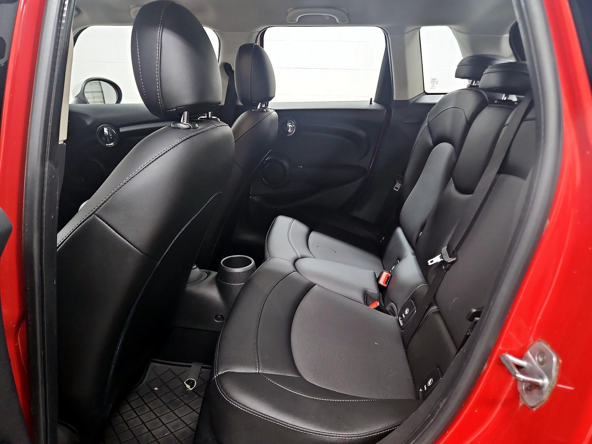 Thumbnail: 2017 MINI Cooper Hardtop - 20