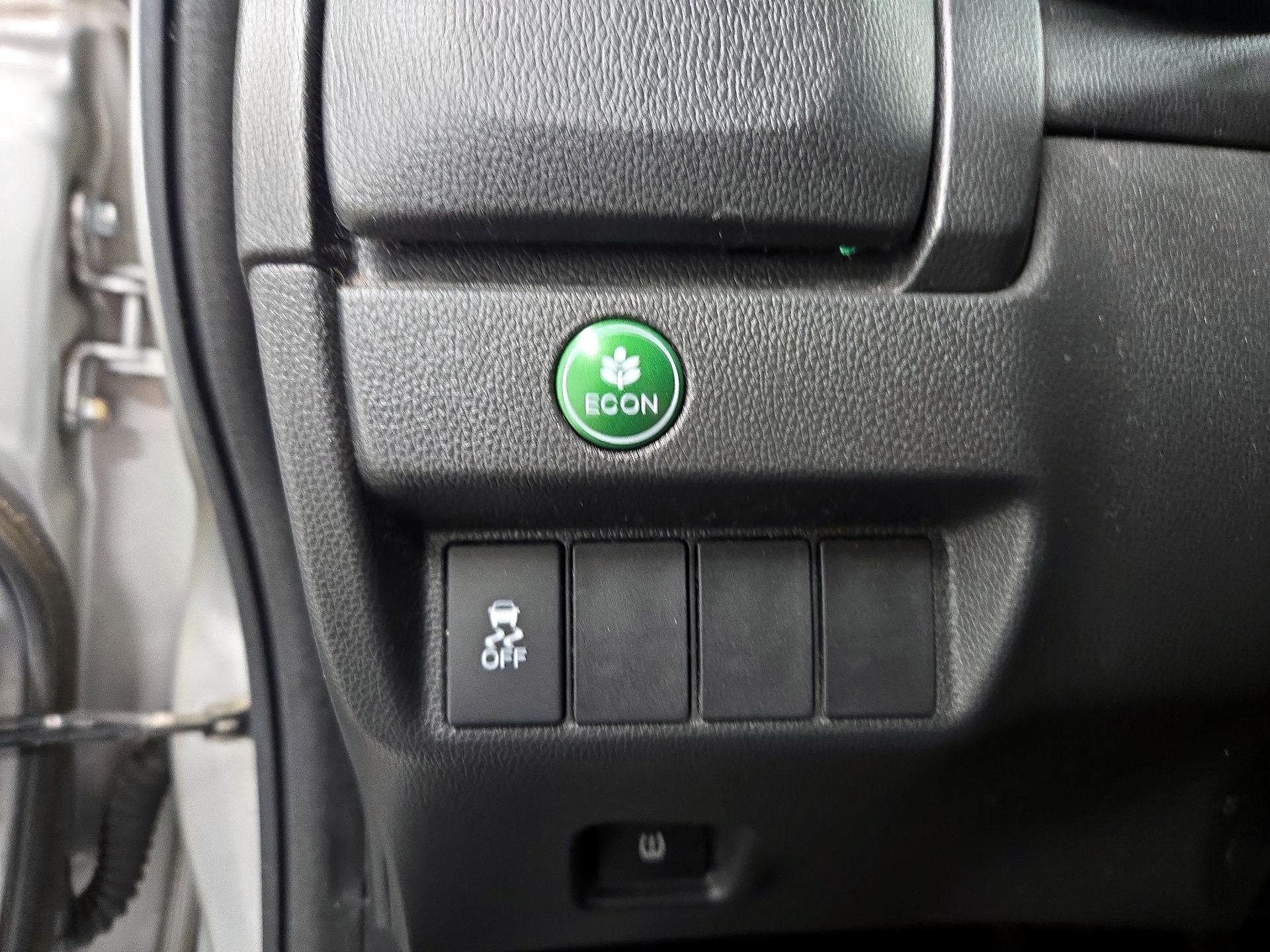 Thumbnail: 2015 Honda Fit - 13