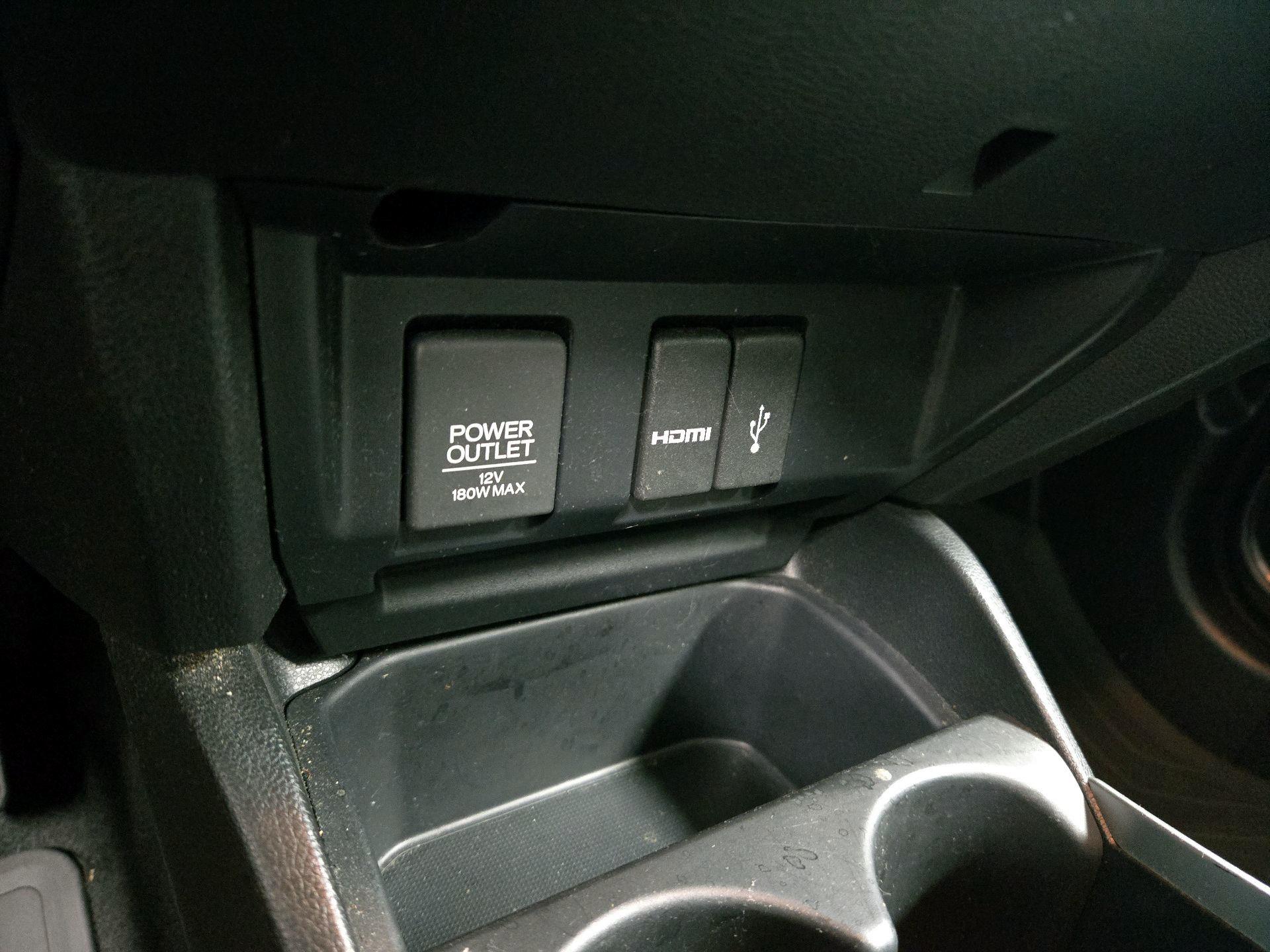 Thumbnail: 2015 Honda Fit - 18