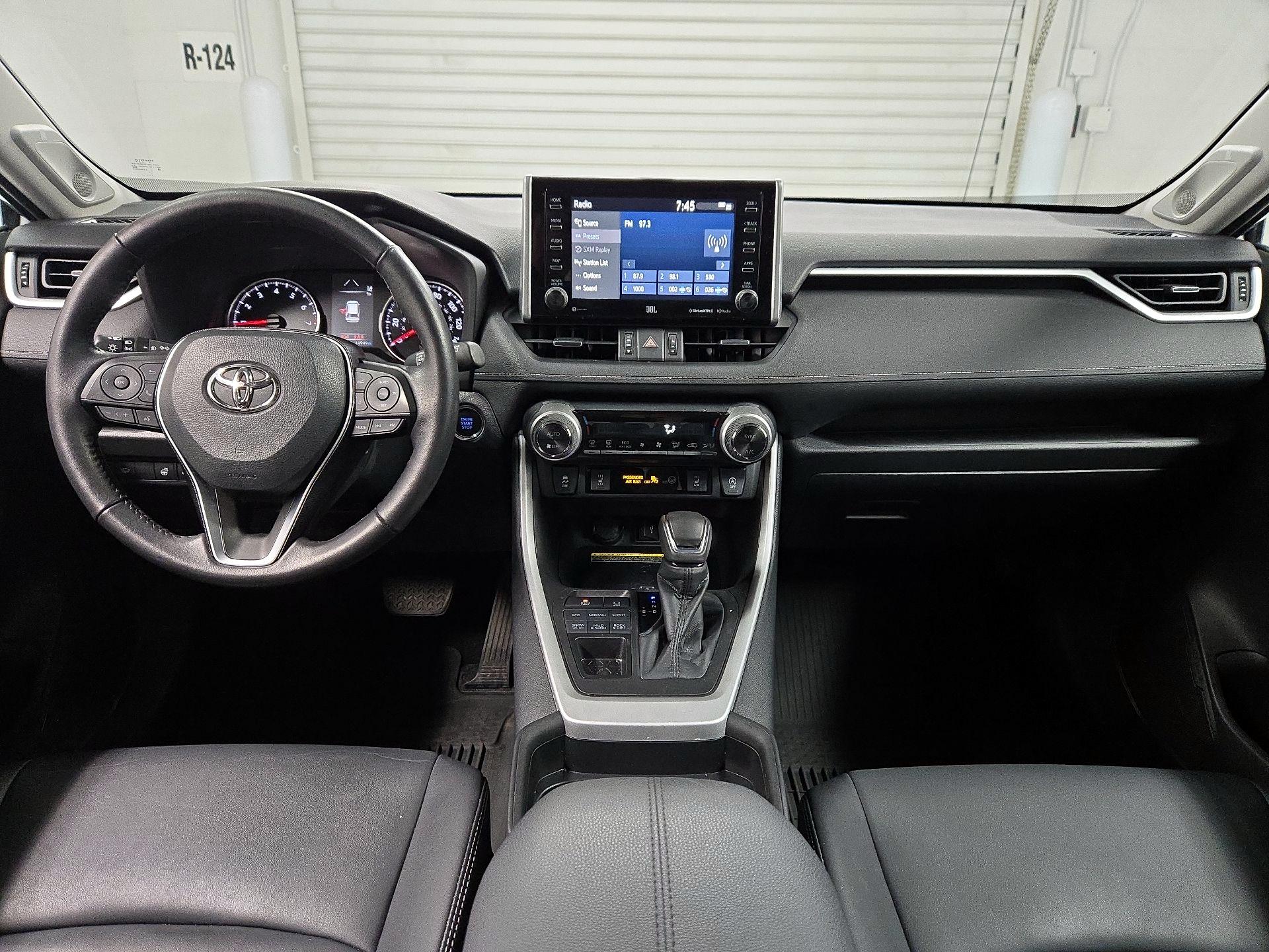 Thumbnail: 2021 Toyota RAV4 - 9