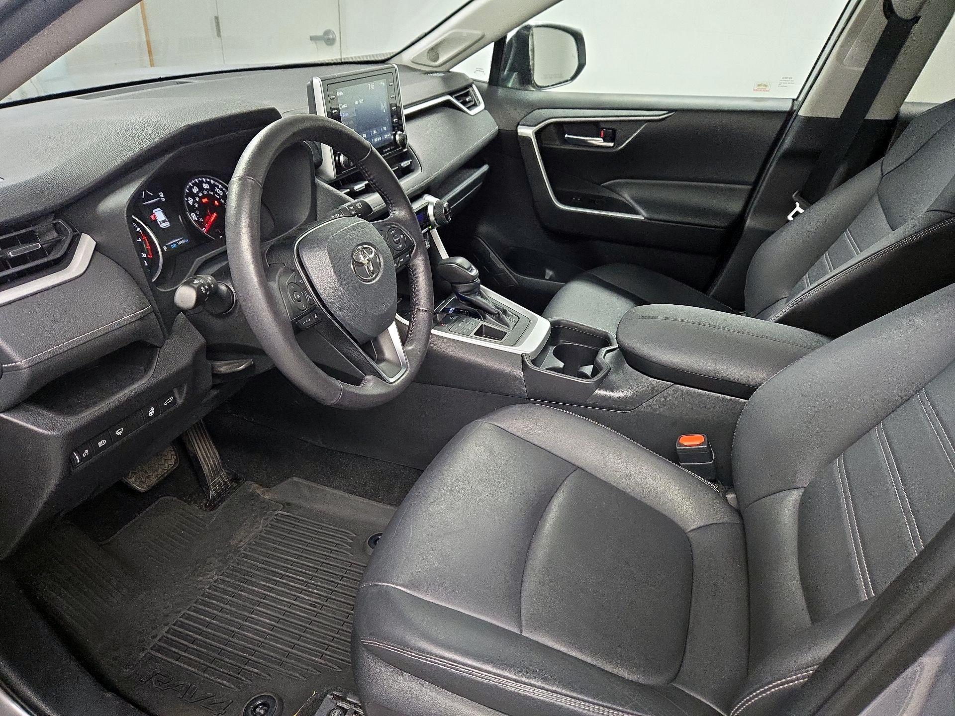 Thumbnail: 2021 Toyota RAV4 - 11
