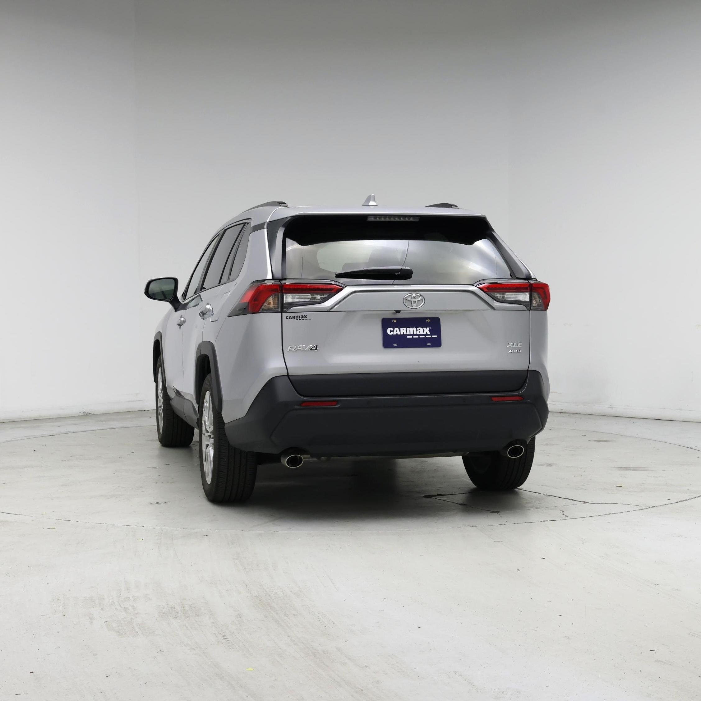 Thumbnail: 2021 Toyota RAV4 - 6