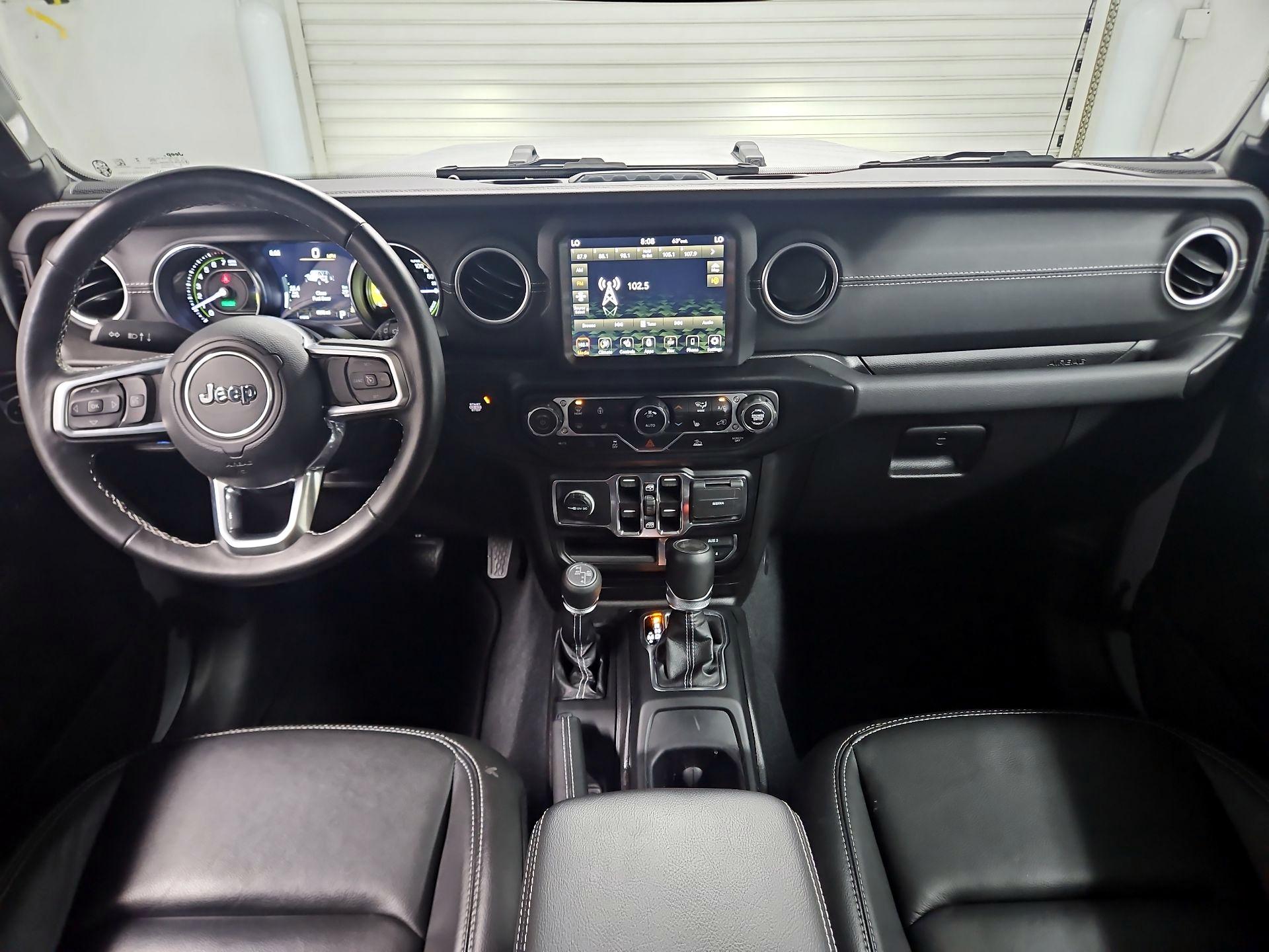 Thumbnail: 2022 Jeep Wrangler - 9