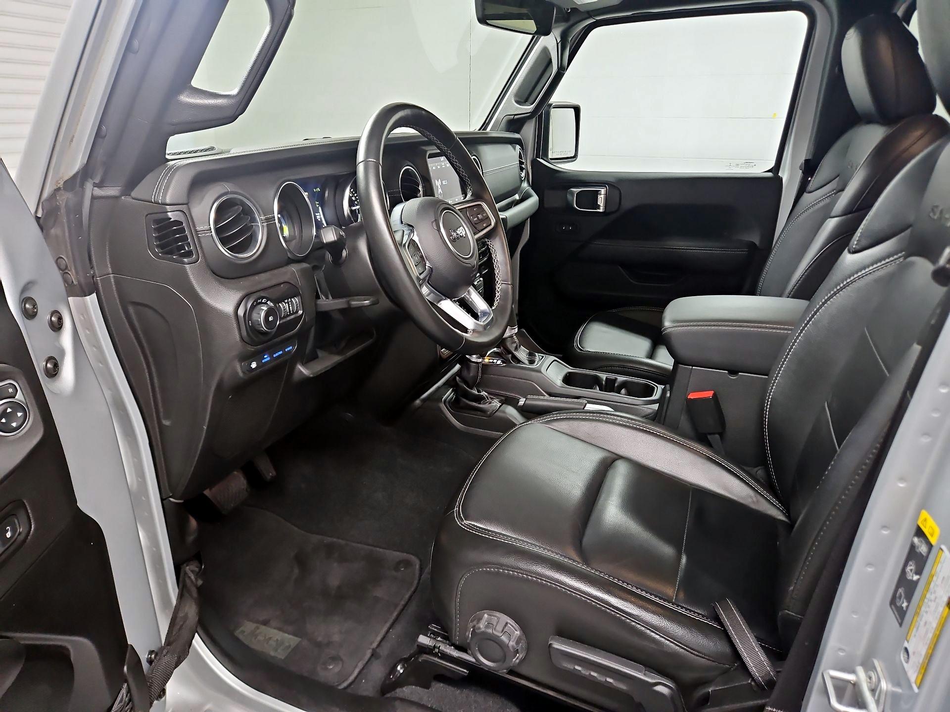 Thumbnail: 2022 Jeep Wrangler - 11