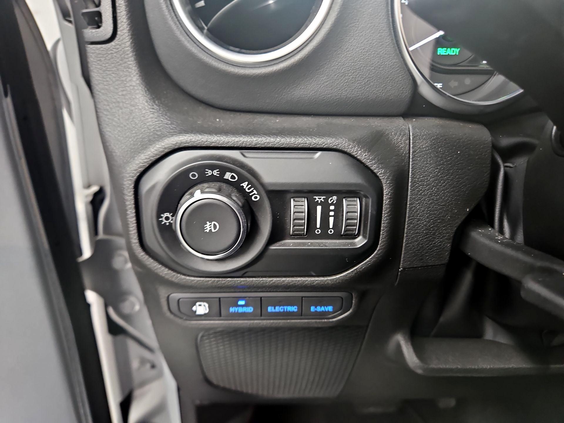 Thumbnail: 2022 Jeep Wrangler - 13