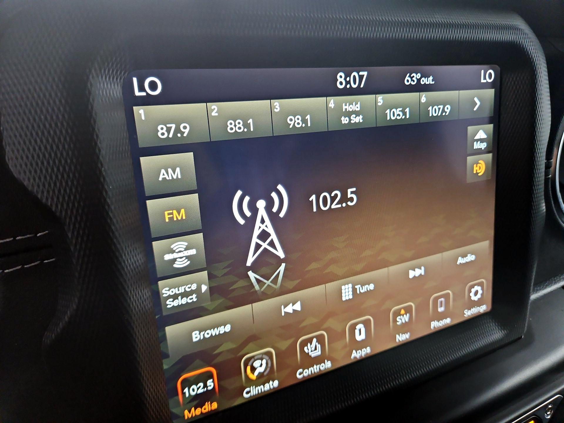 Thumbnail: 2022 Jeep Wrangler - 16