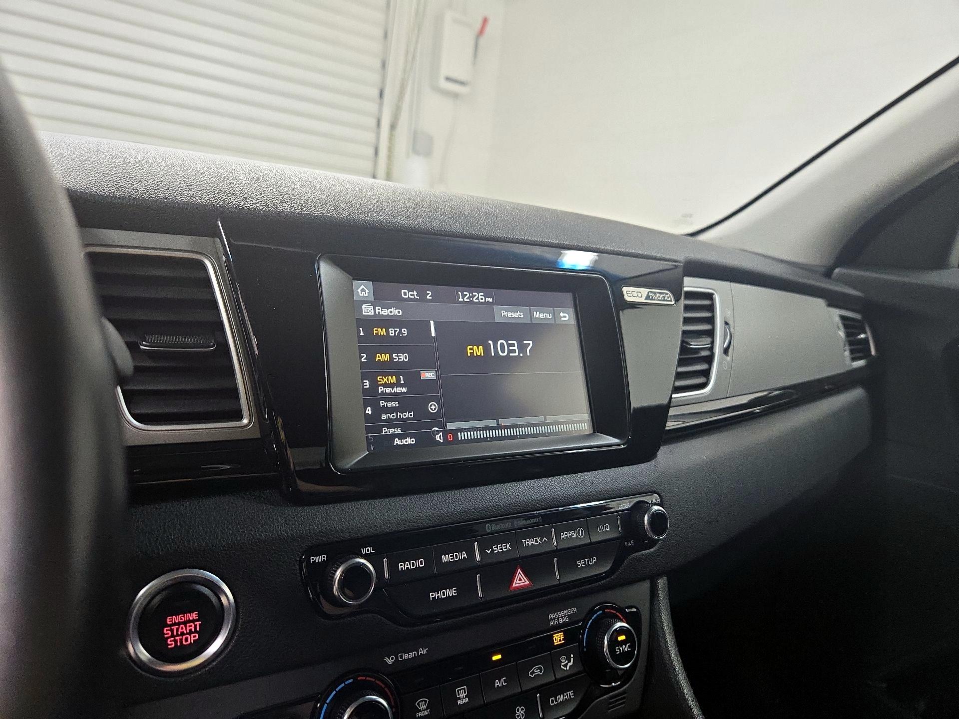 Thumbnail: 2018 Kia Niro - 15