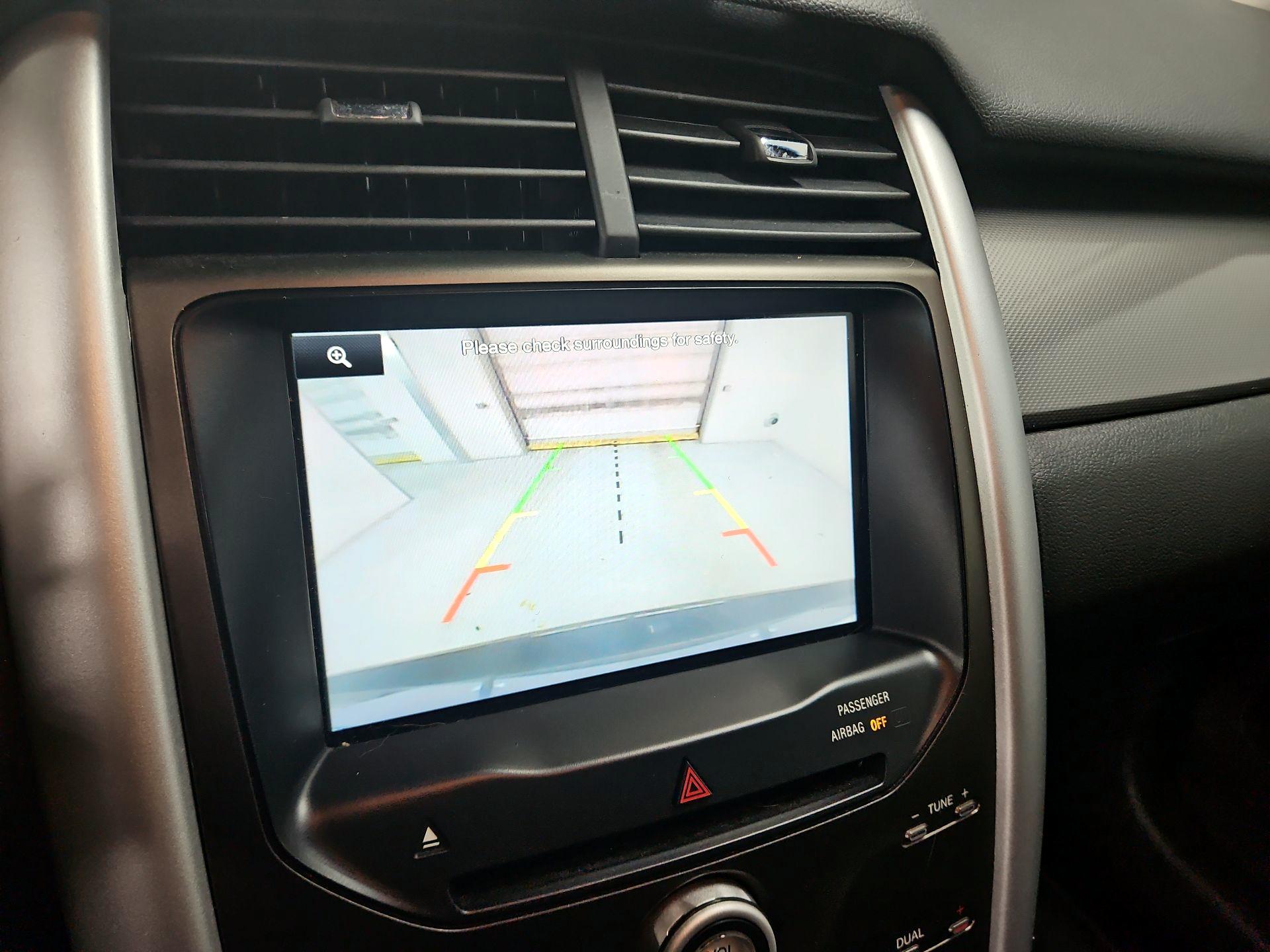 Thumbnail: 2014 Ford Edge - 15
