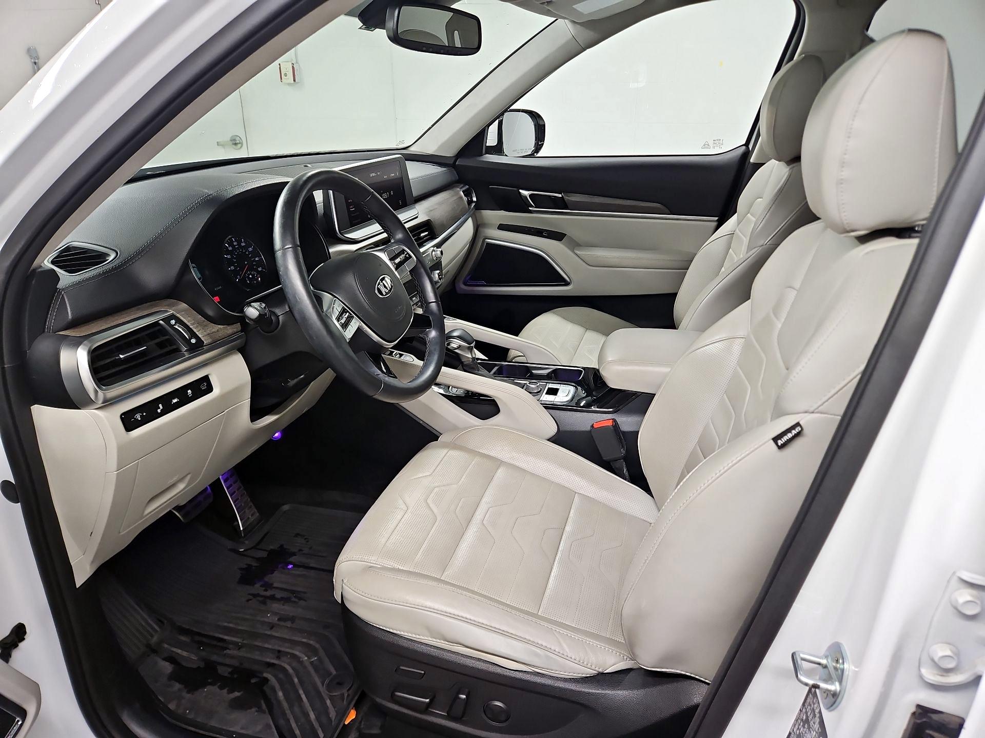 Thumbnail: 2020 Kia Telluride - 11