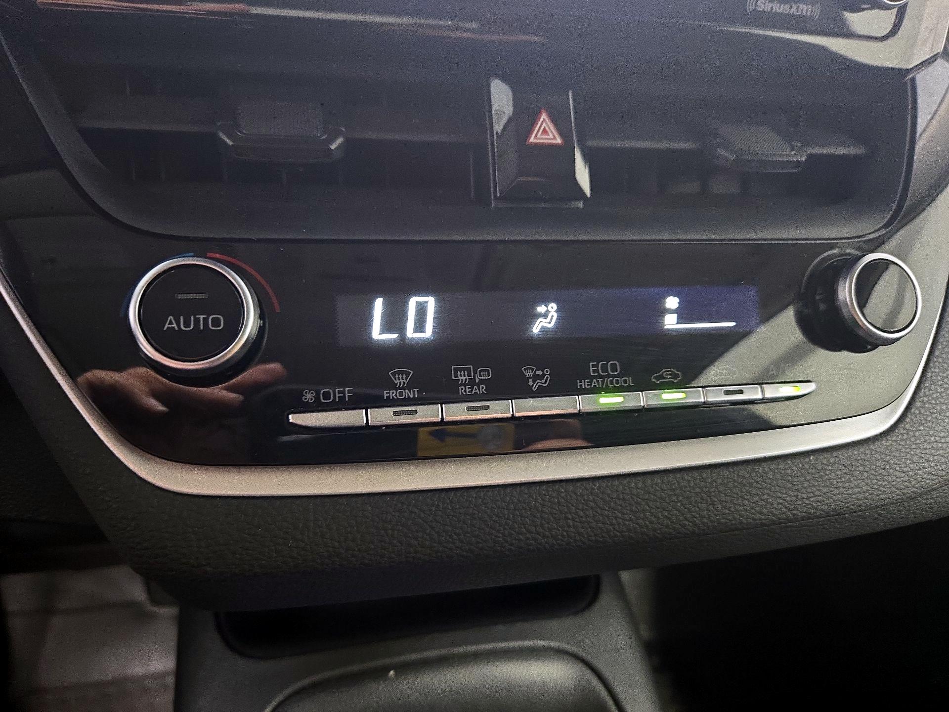 Thumbnail: 2021 Toyota Corolla - 16
