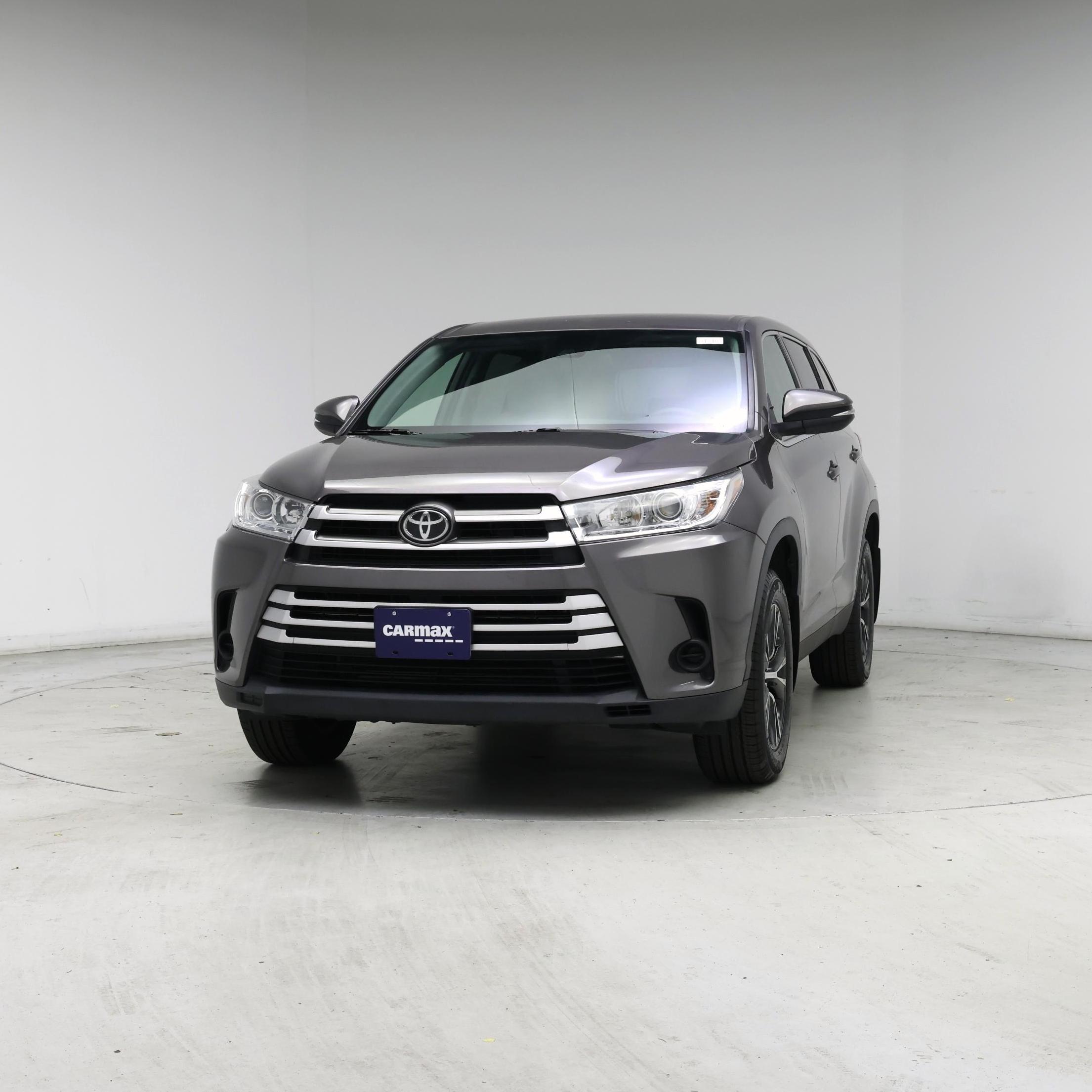 Thumbnail: 2019 Toyota Highlander - 4
