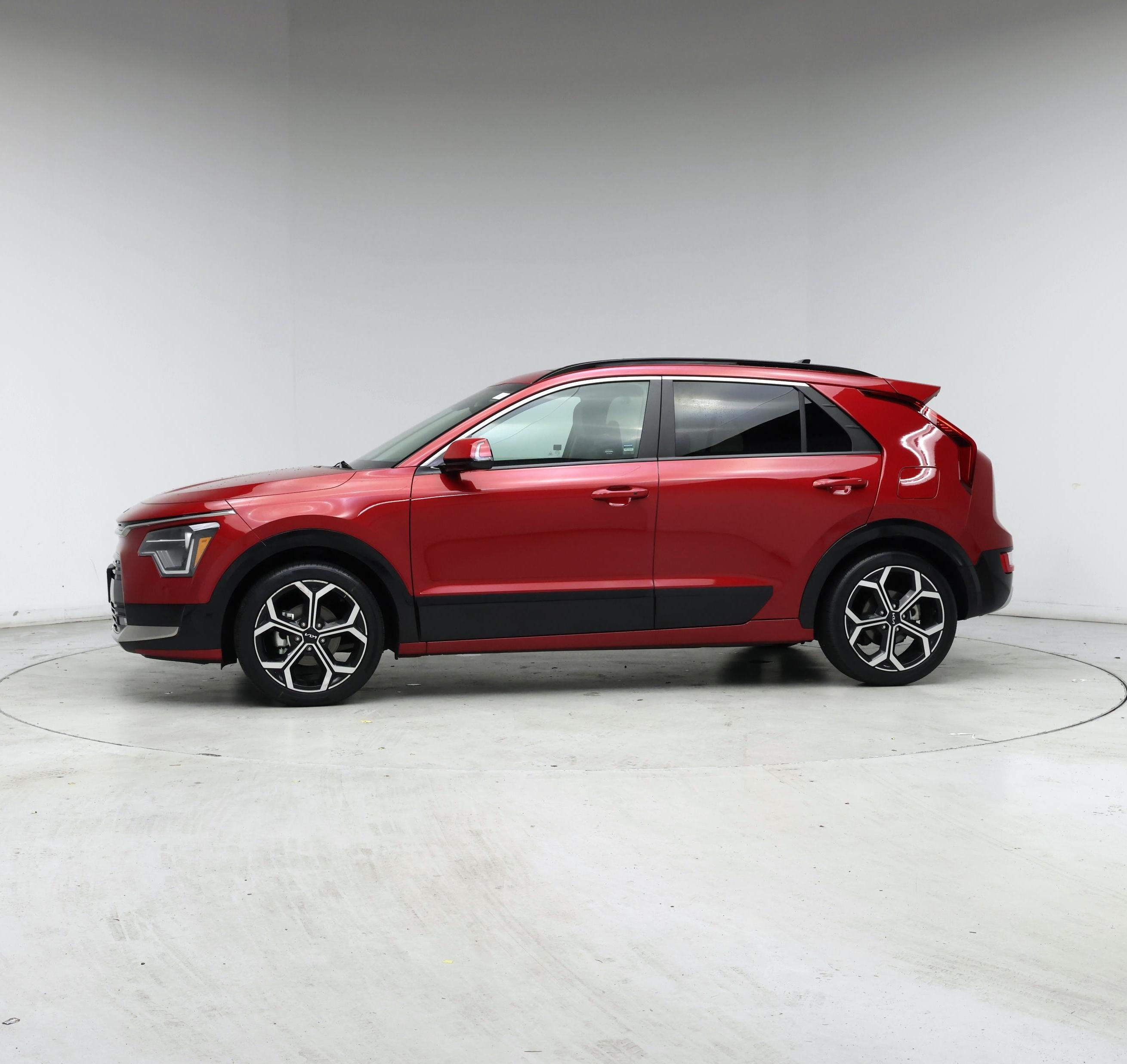 Thumbnail: 2024 Kia Niro - 3