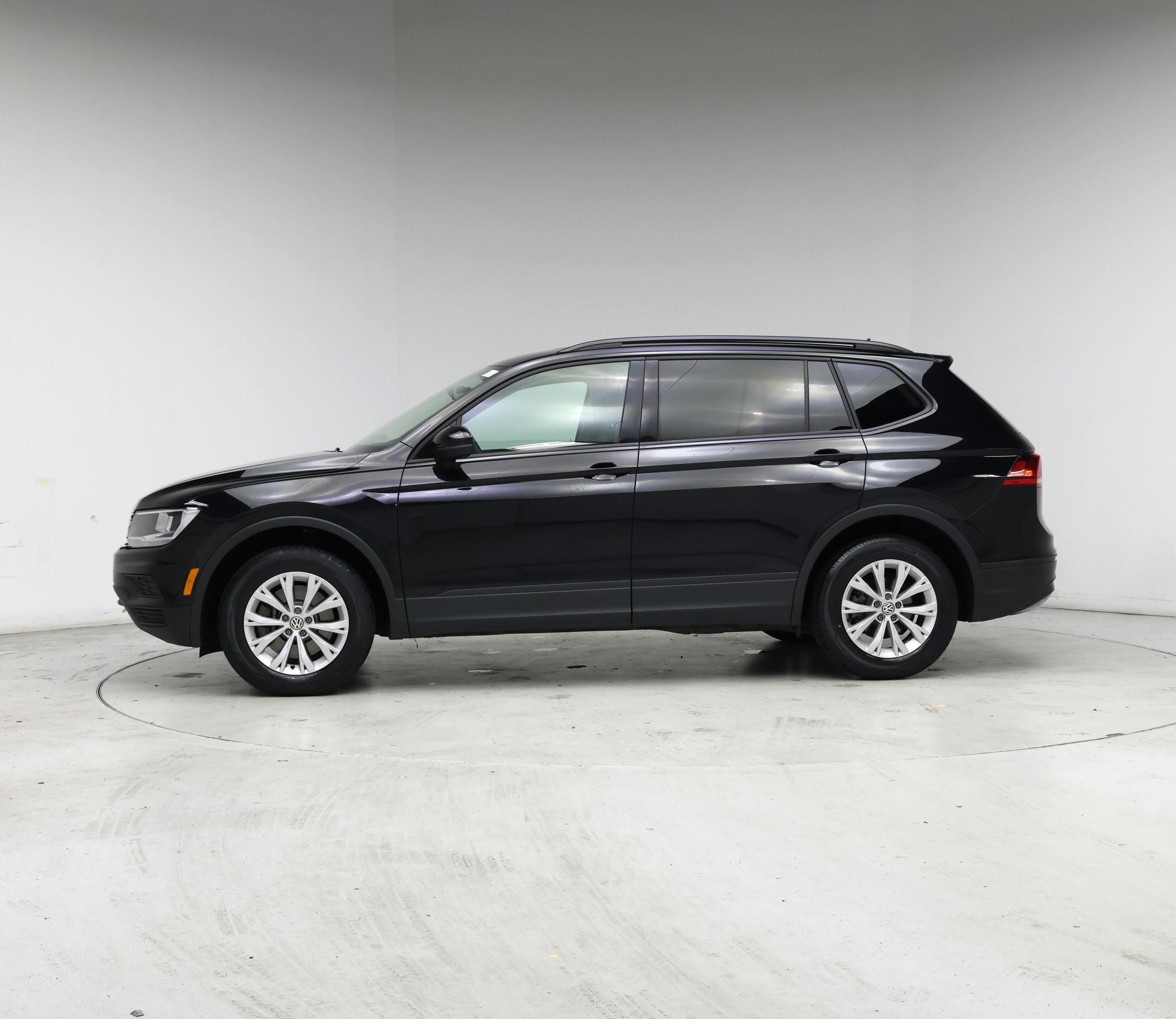 Thumbnail: 2020 Volkswagen Tiguan - 3