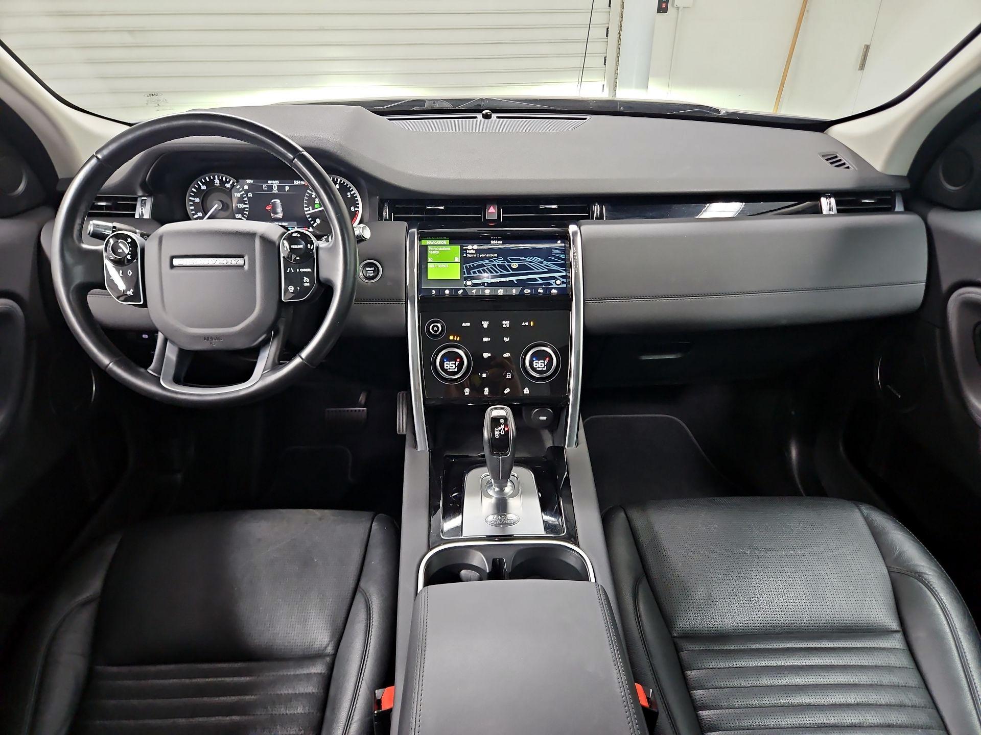 Thumbnail: 2020 Land Rover Discovery Sport - 9