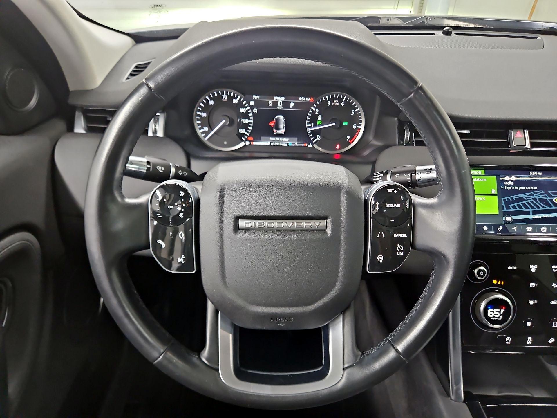 Thumbnail: 2020 Land Rover Discovery Sport - 10