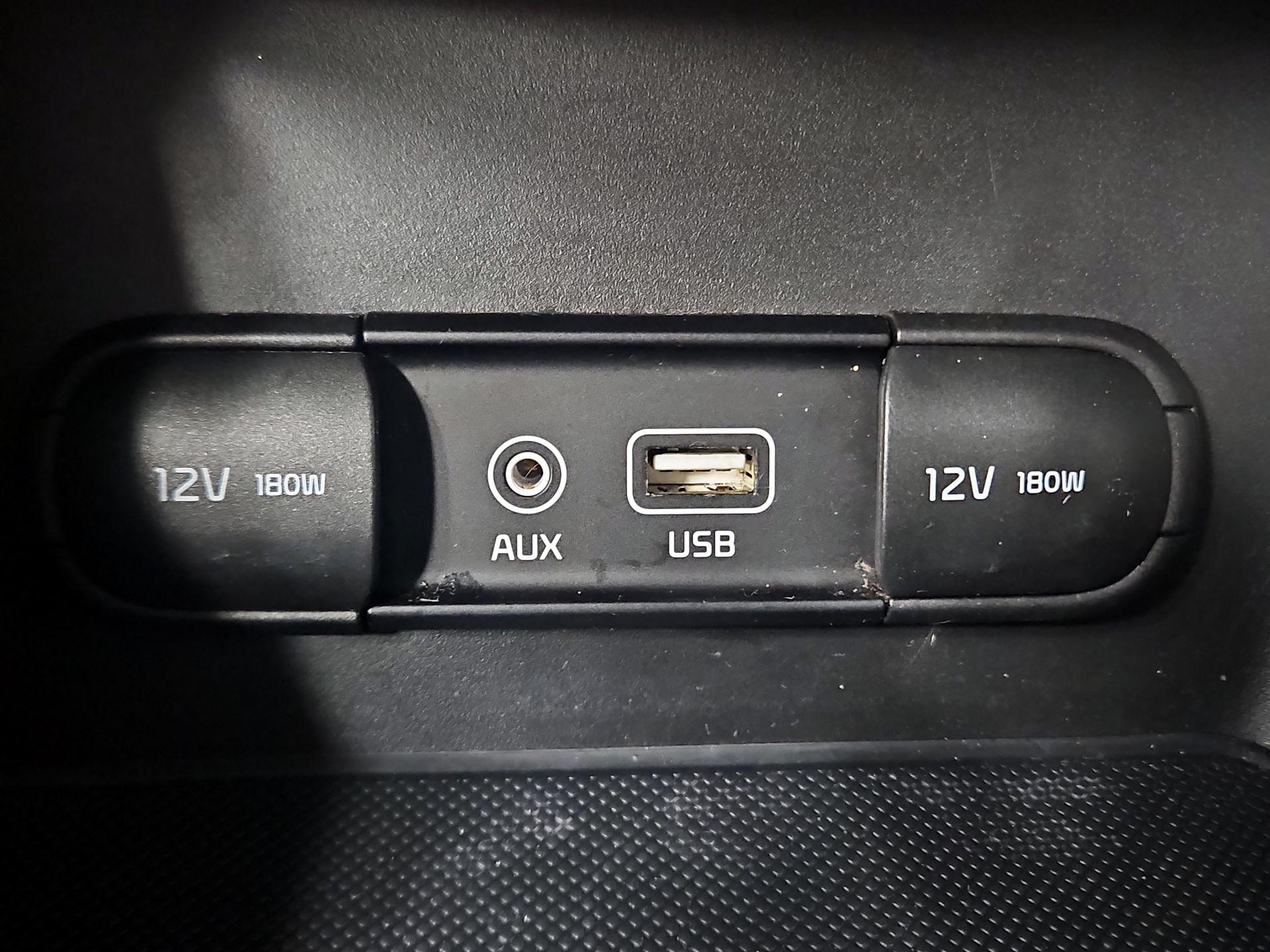 Thumbnail: 2018 Kia Sportage - 18